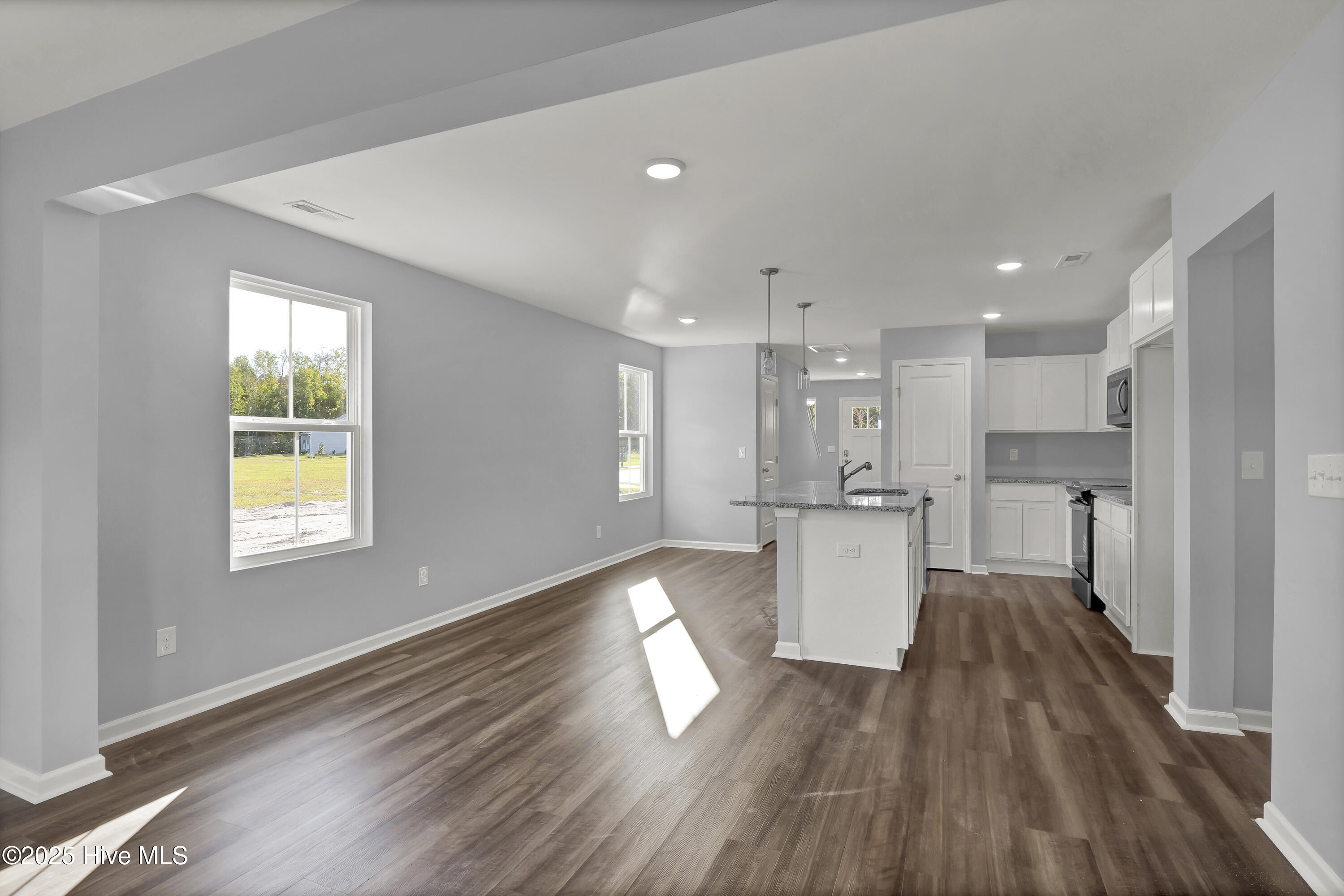 100524850 | Photo 10