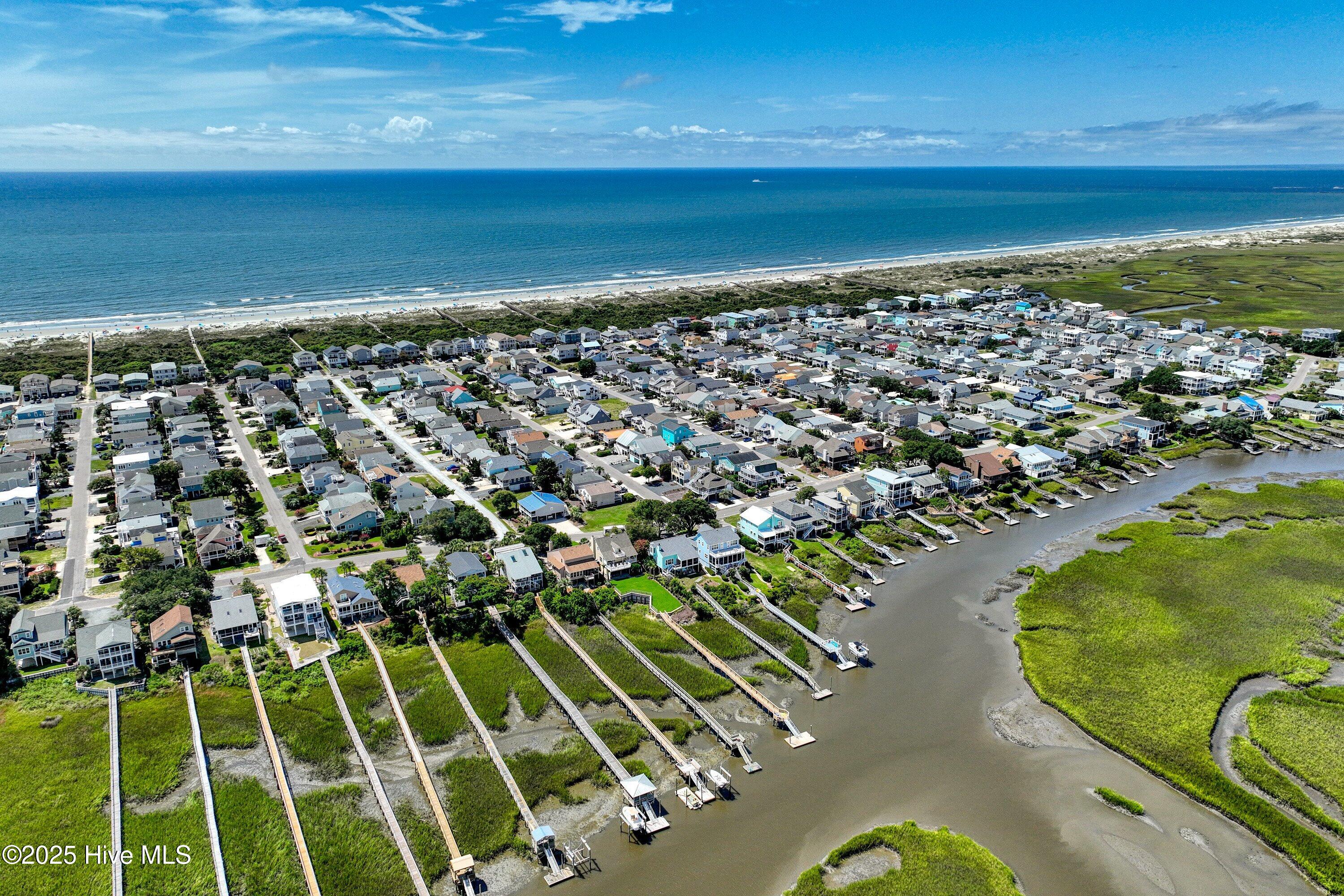 100522322 | Photo 43