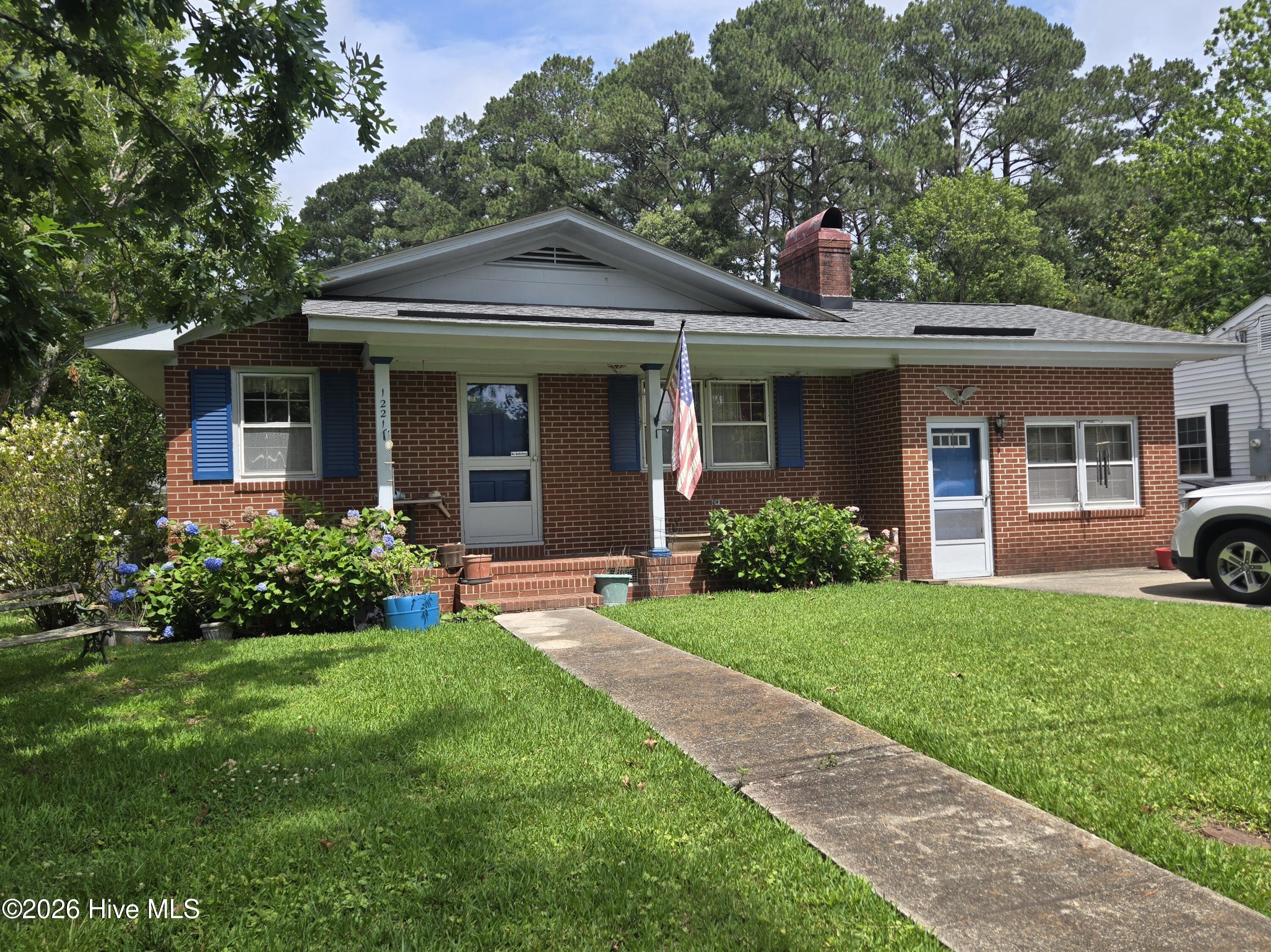 Featured listings Featured listings