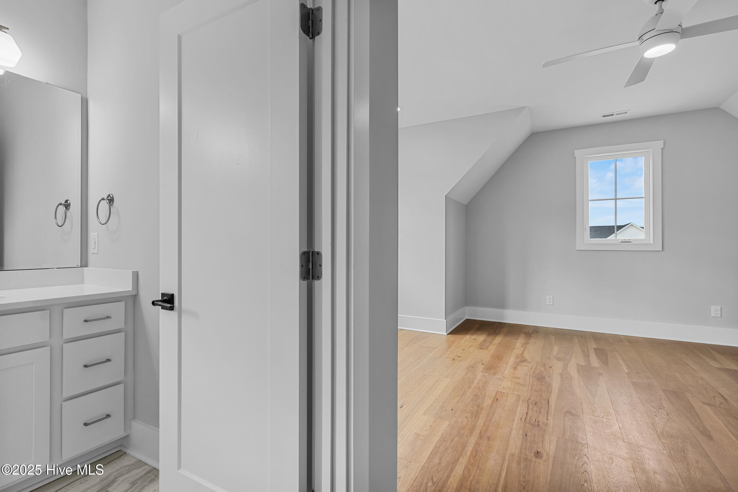 Bonus room and bathroom