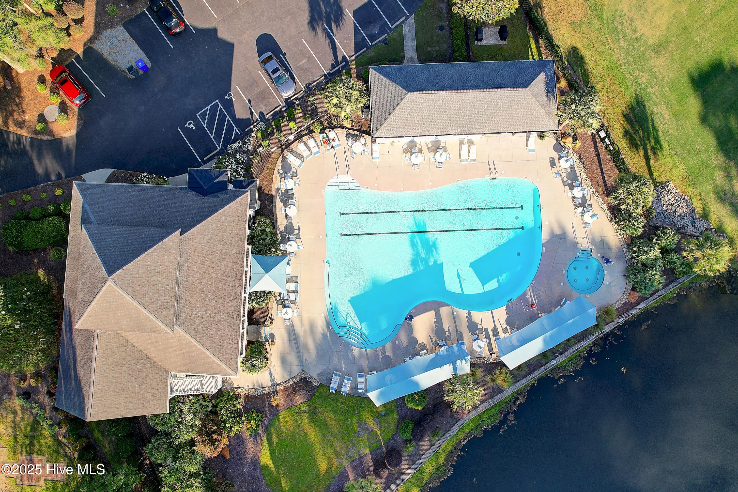 100531039 | Photo 53