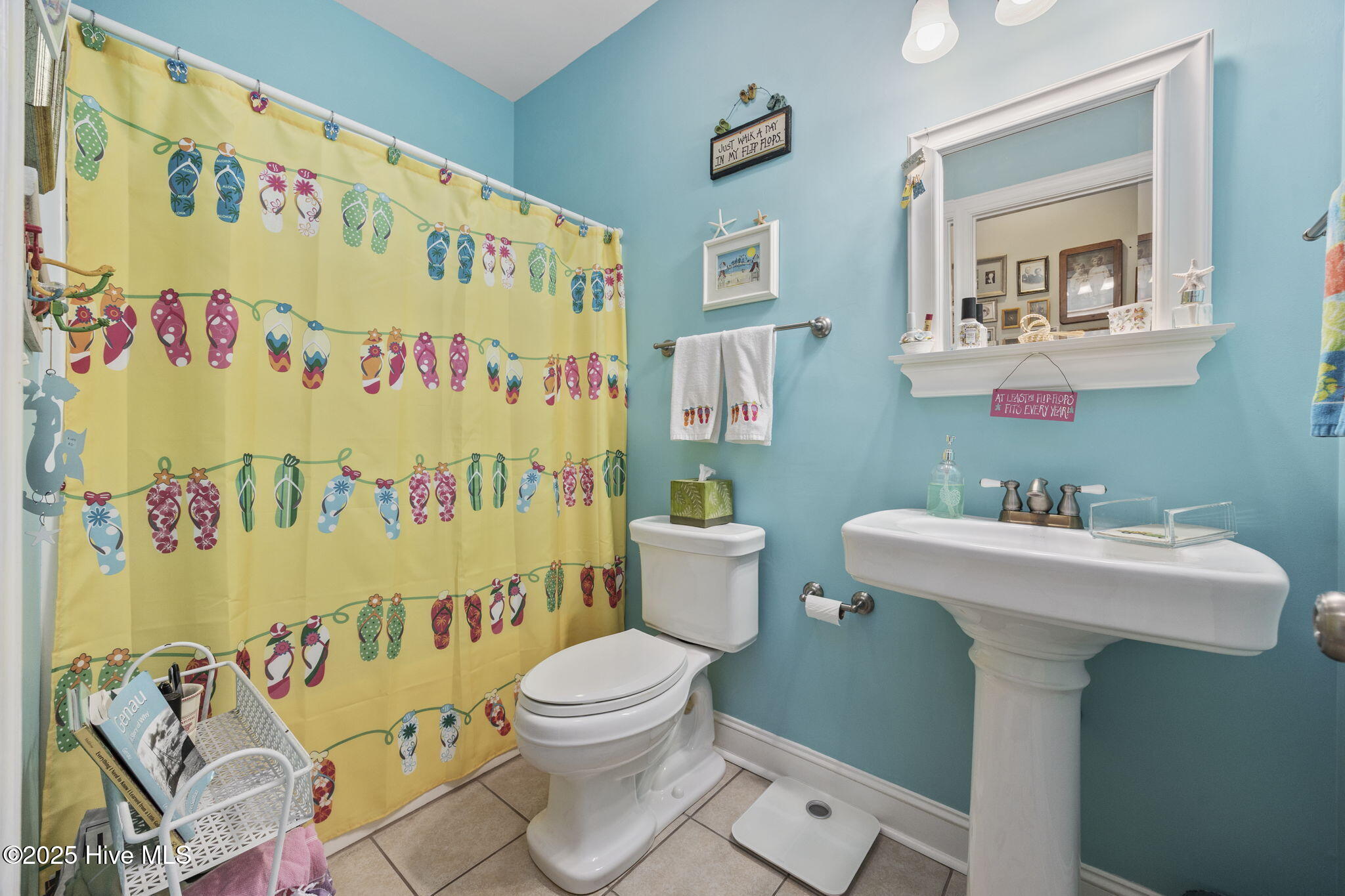 100542443 | Photo 25