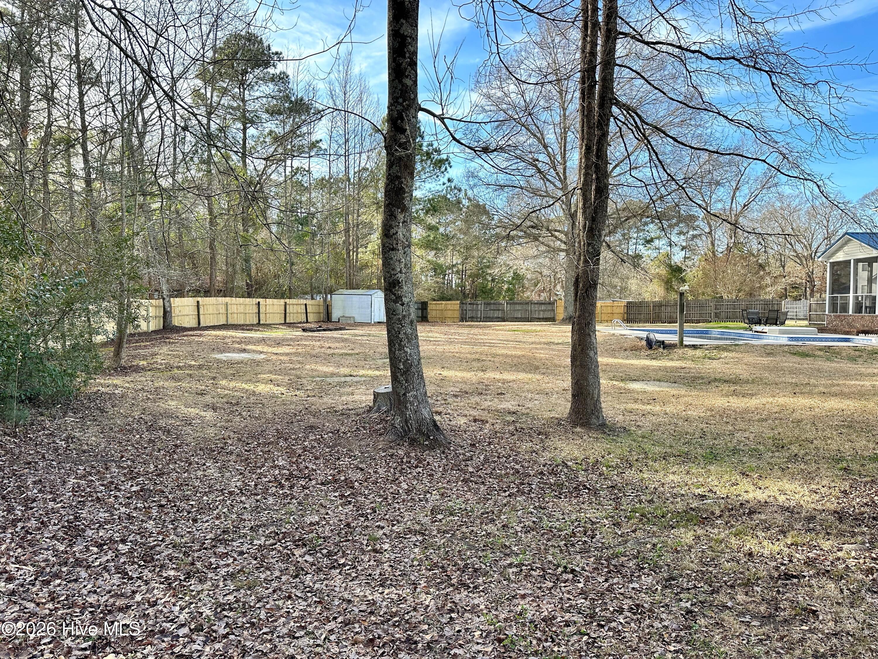 100551305 | Photo 49