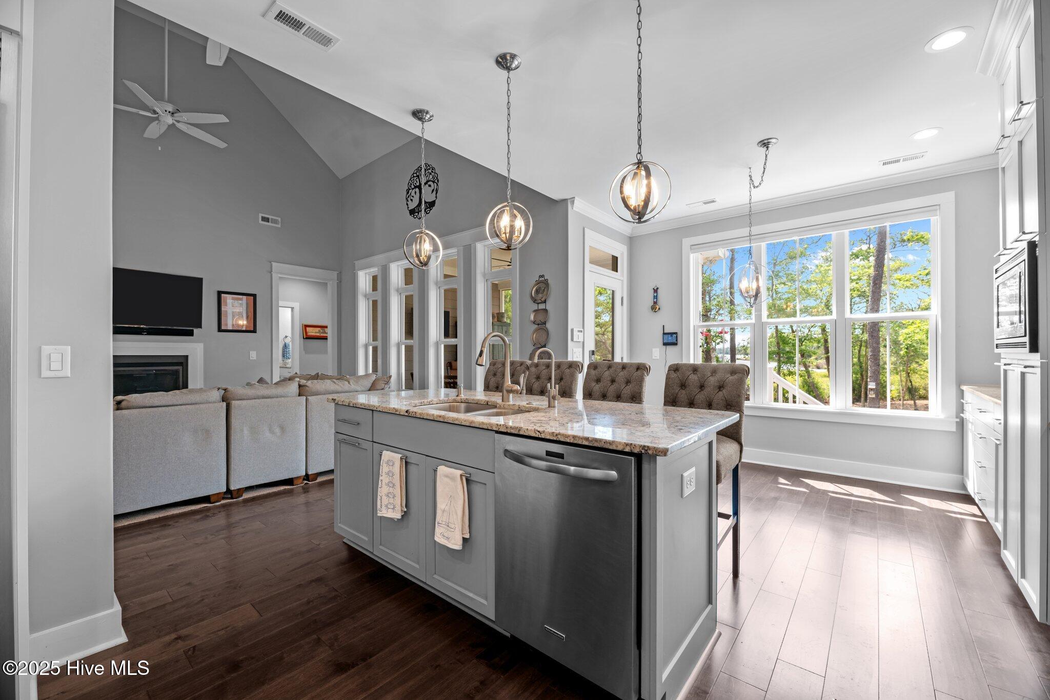 Homes for sale in Oriental, NC | 164 Cape Hatteras Pt, Oriental, NC 28571 | MLS# 100511793