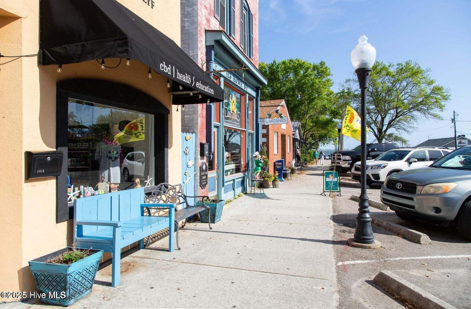 100552360 | Photo 22