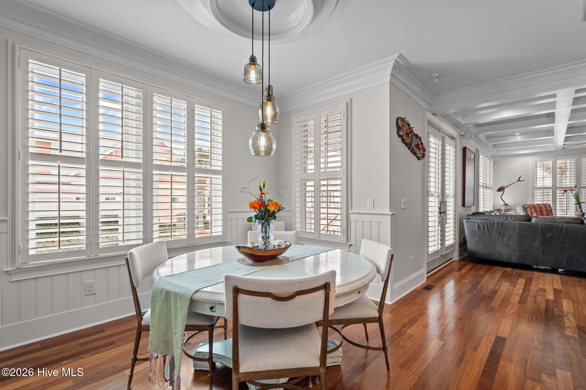 100551618 | Photo 19