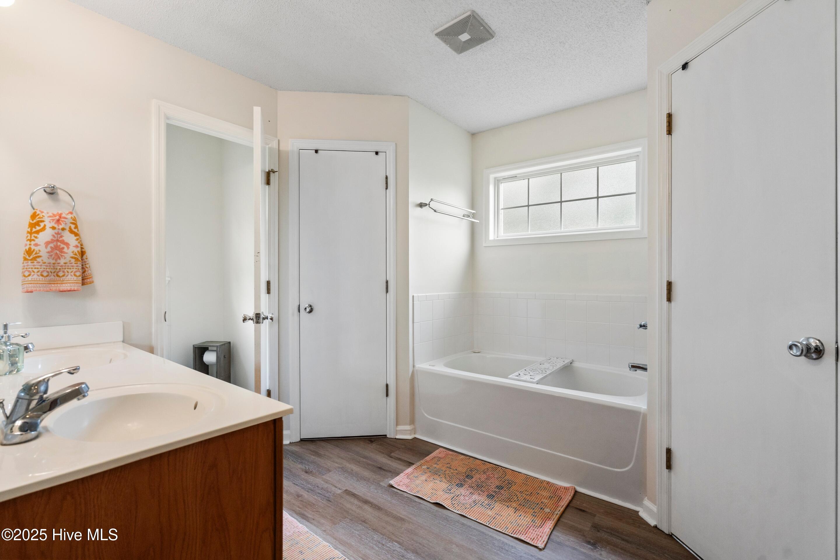 153 Lawndale Lane, Sneads Ferry, NC 28460 – photo 14: Main Level