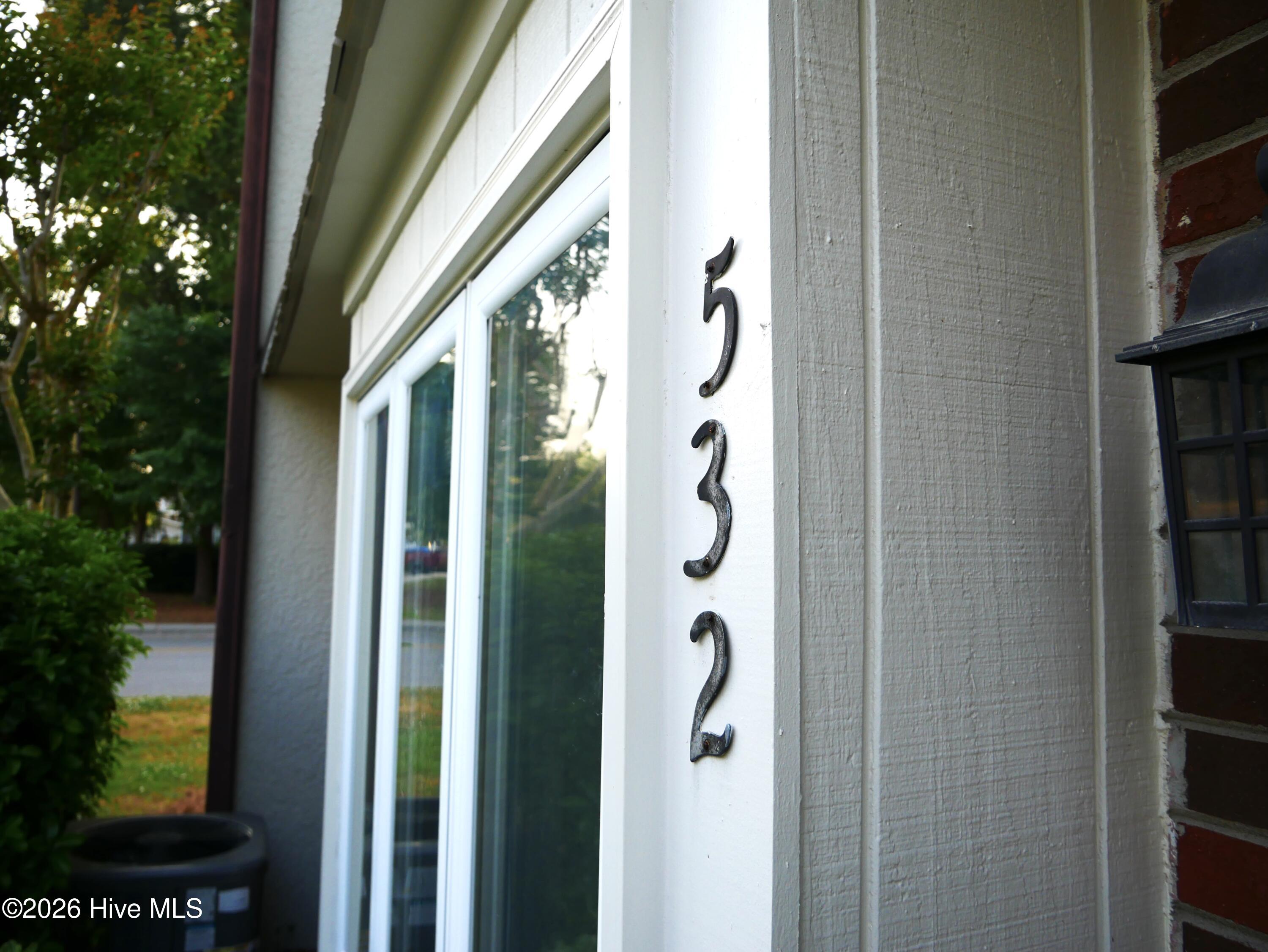 100534967 | Photo 20