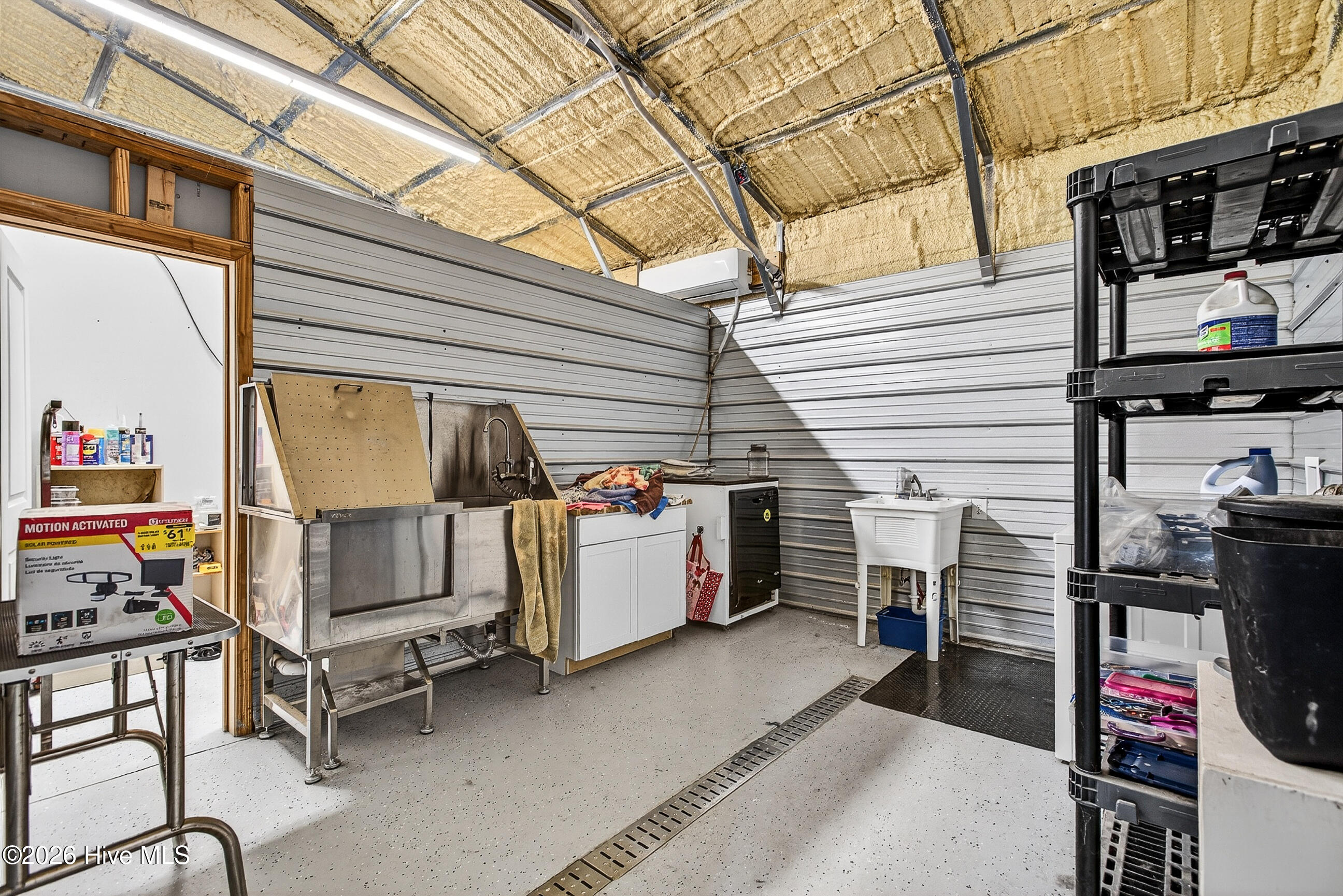 2732 White Oak River Road,Maysville