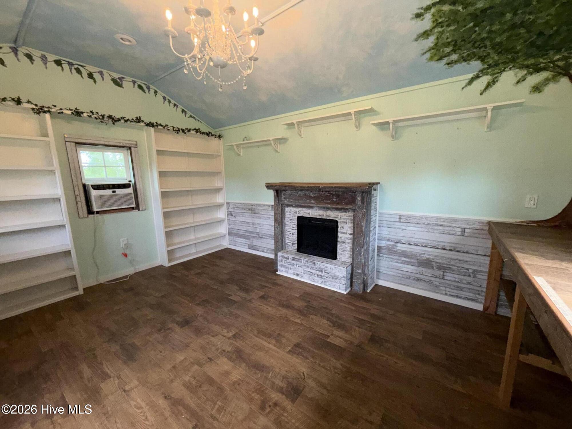 3144 Wintergreen Road,Cove City