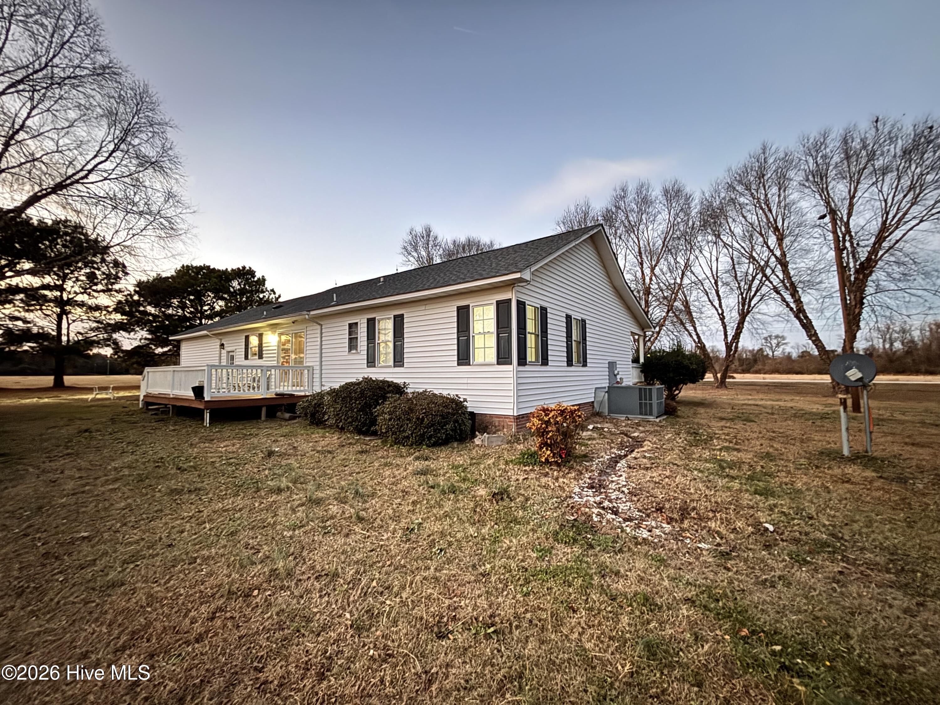 Homes for sale in Rose Hill, NC | 135 Halls Pond Rd, Rose Hill, NC 28458 | MLS# 100551001