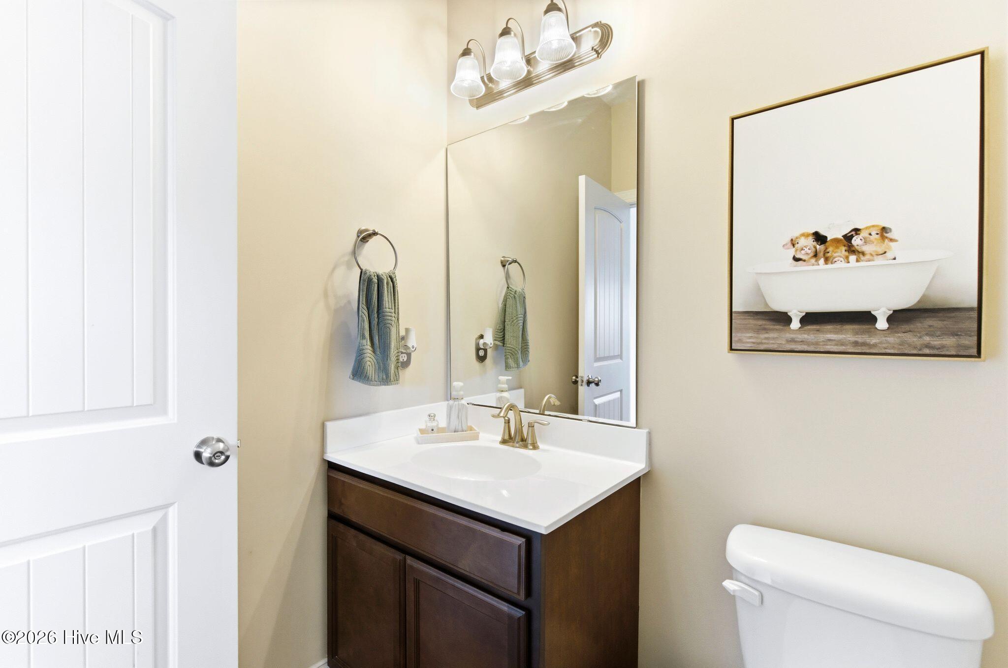 100563998 | Photo 27