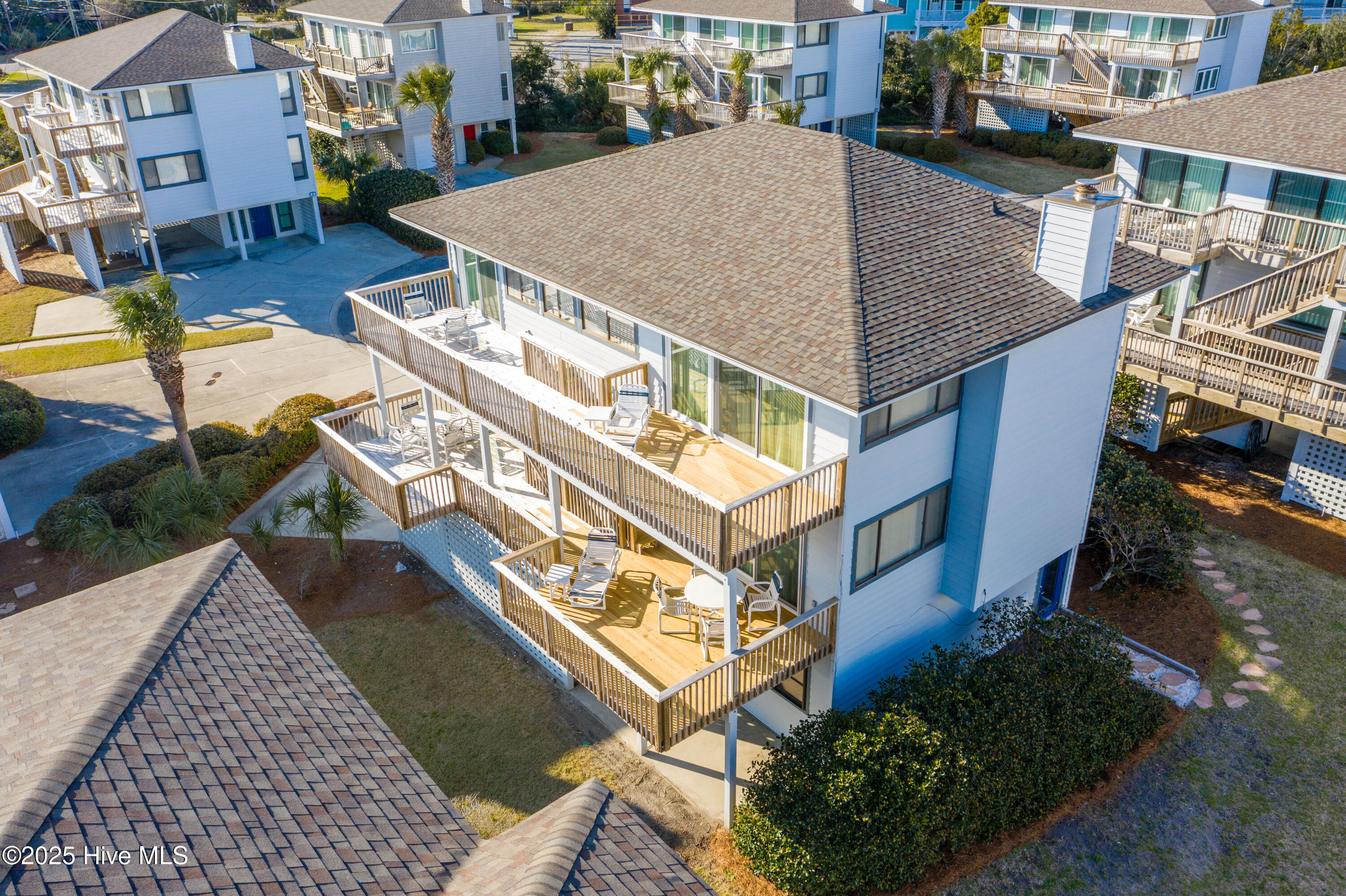 100563246 | Photo 11