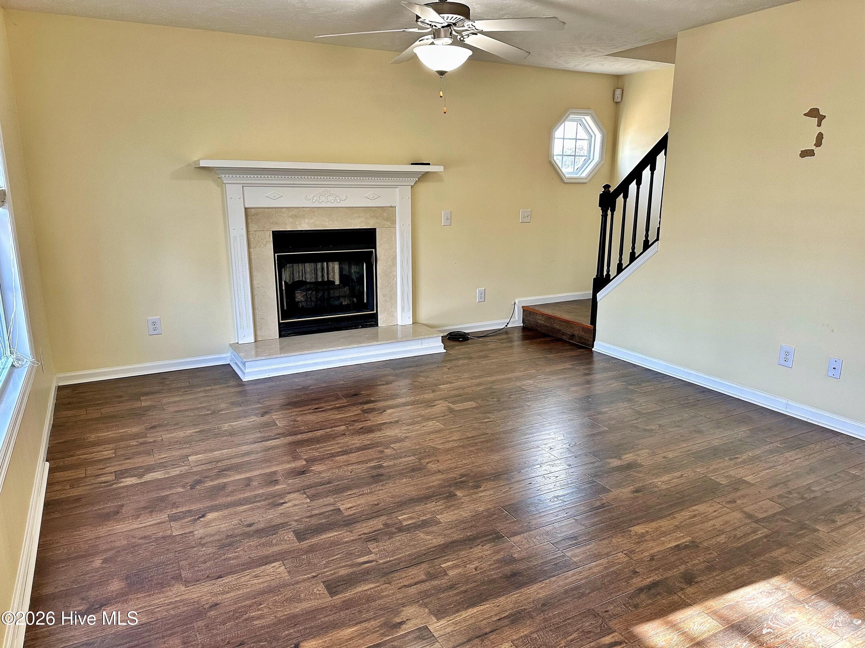 100552707 | Photo 15