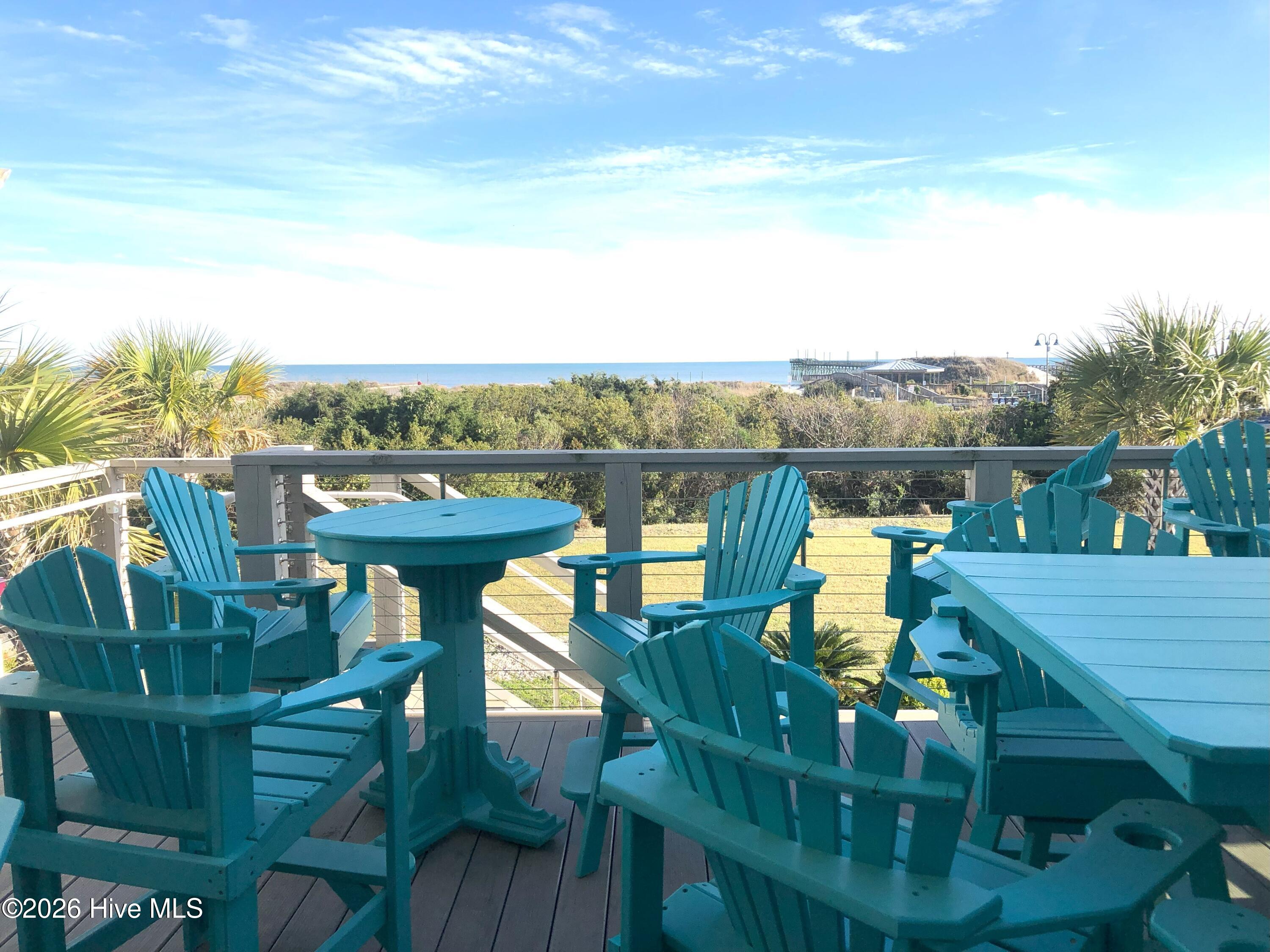 100559730 | Photo 56