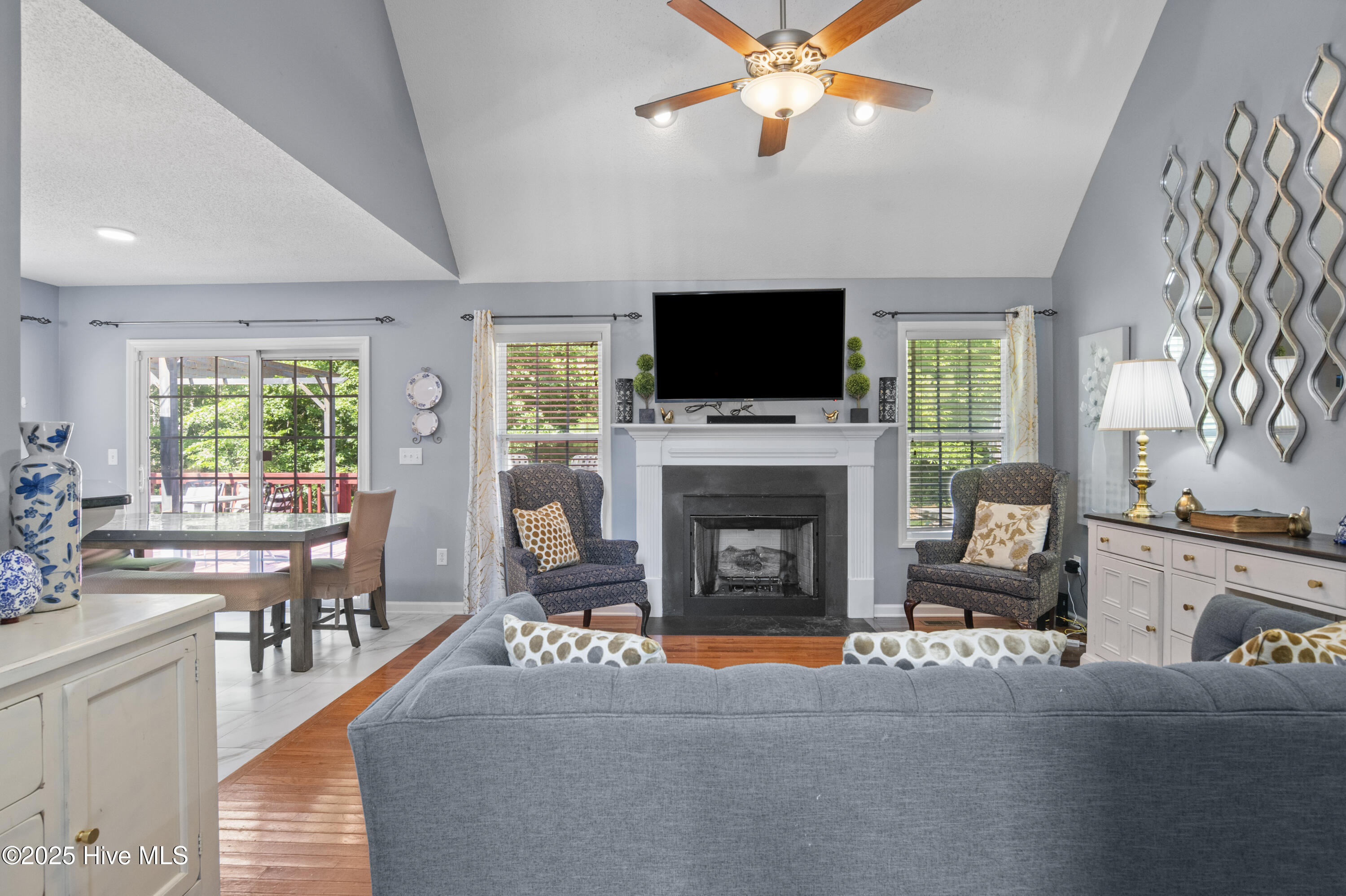 902 Charleston Place, Sneads Ferry, NC 28460 – photo 6: 08