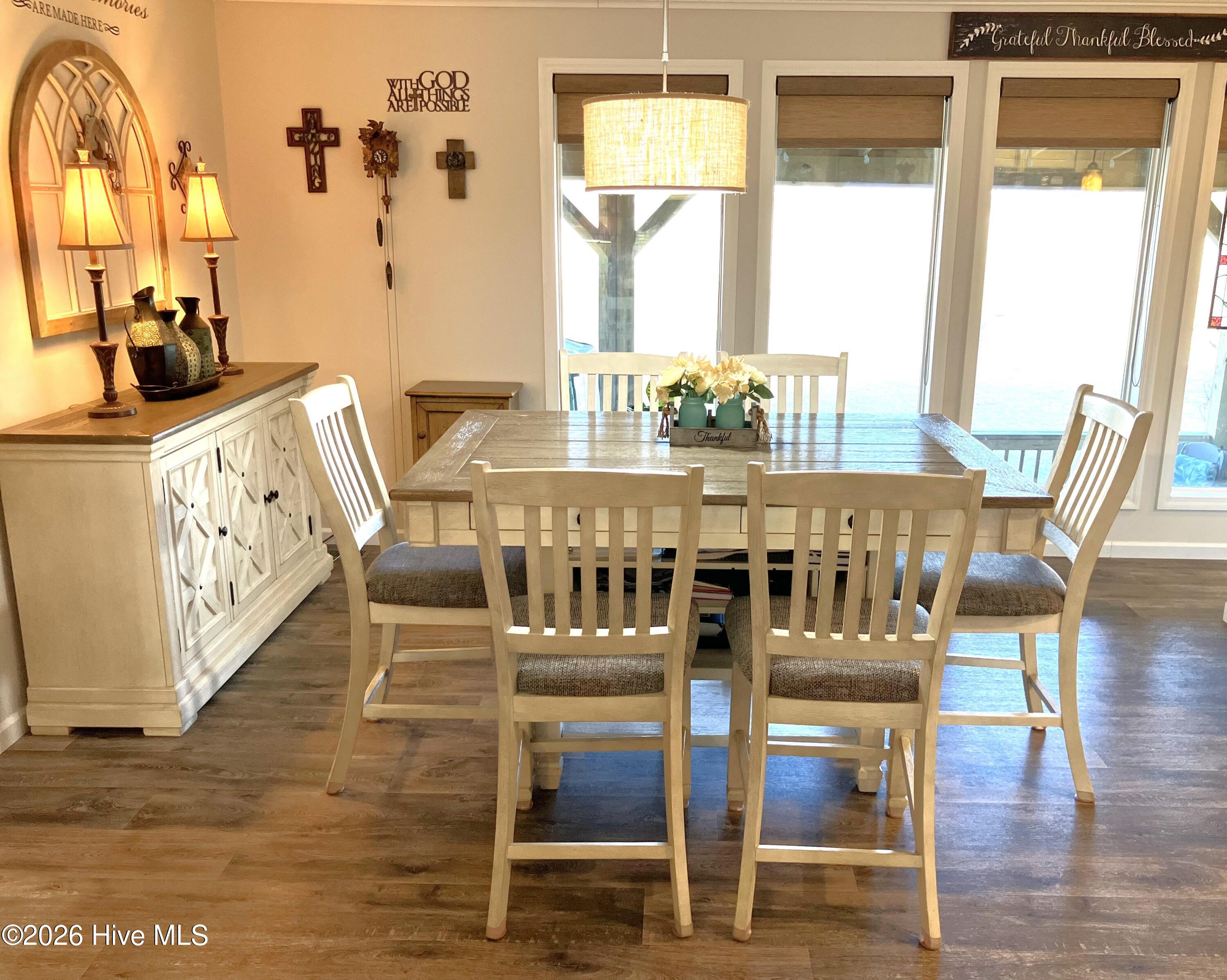 1406 White Oak River Road,Maysville