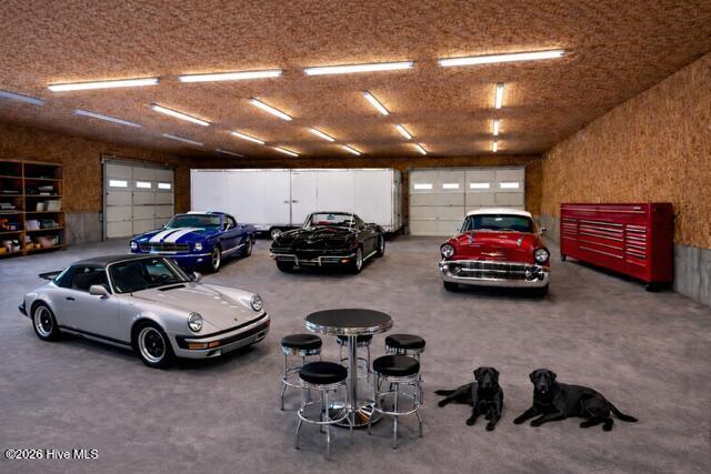 100547219 | Photo 60