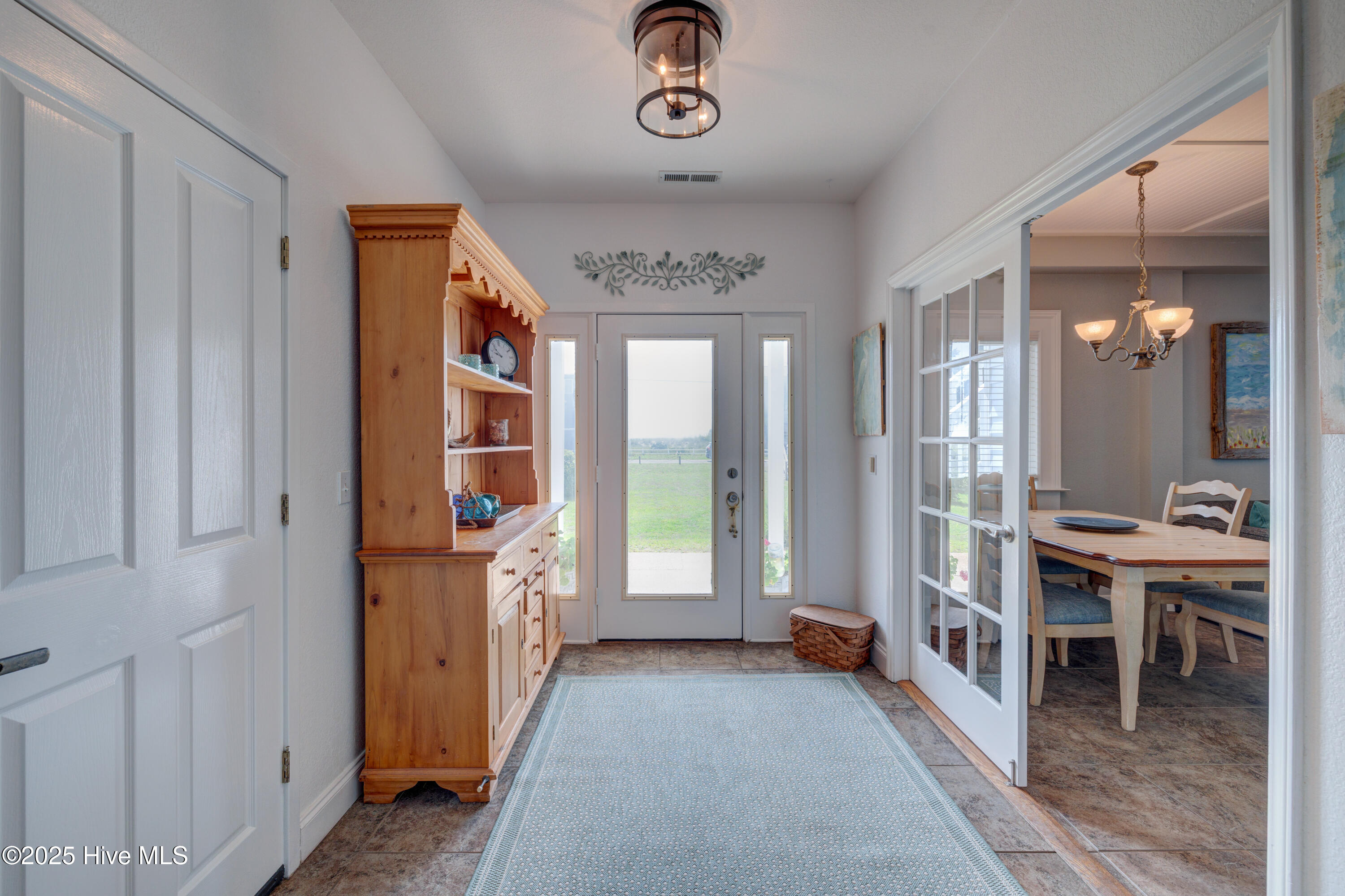 100515137 | Photo 31