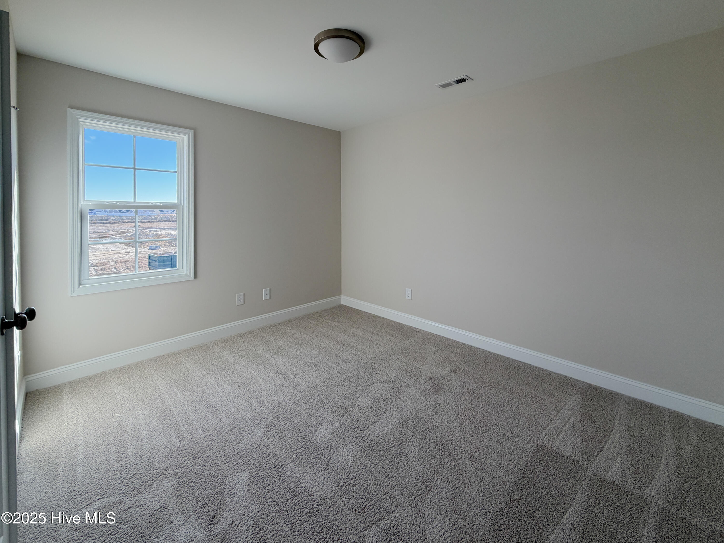 100544616 | Photo 13