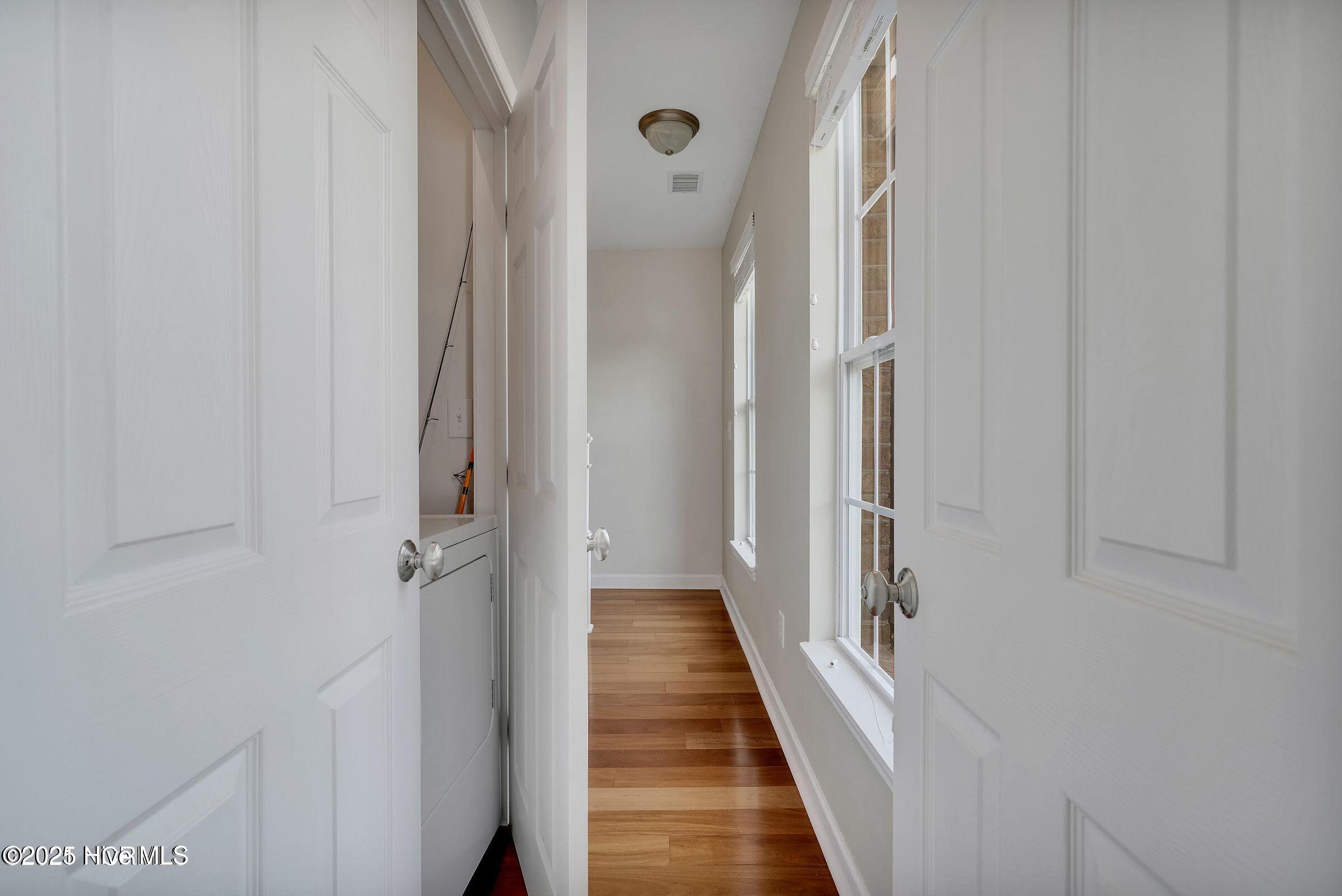 100514003 | Photo 13