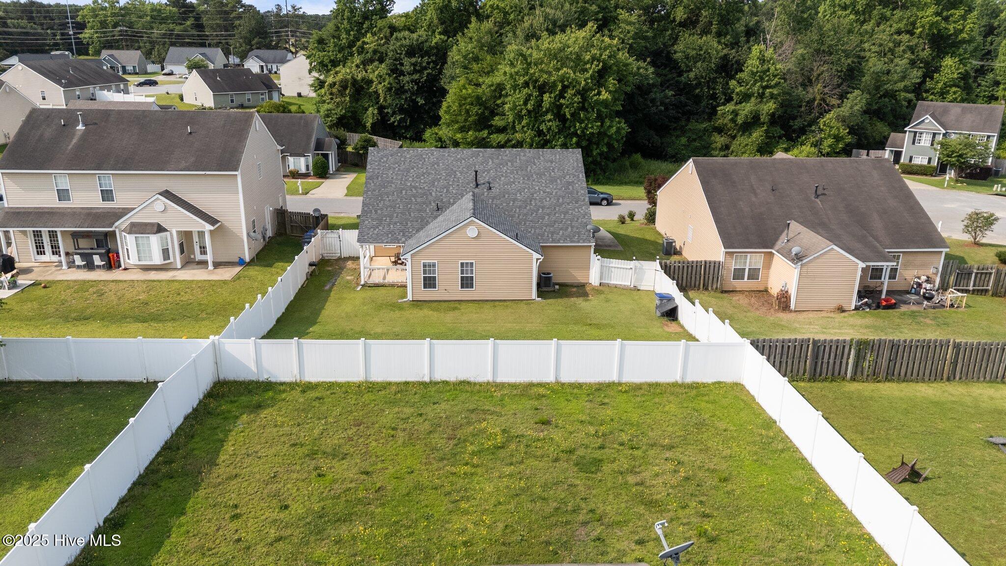 6920 Moss Creek Way (5)