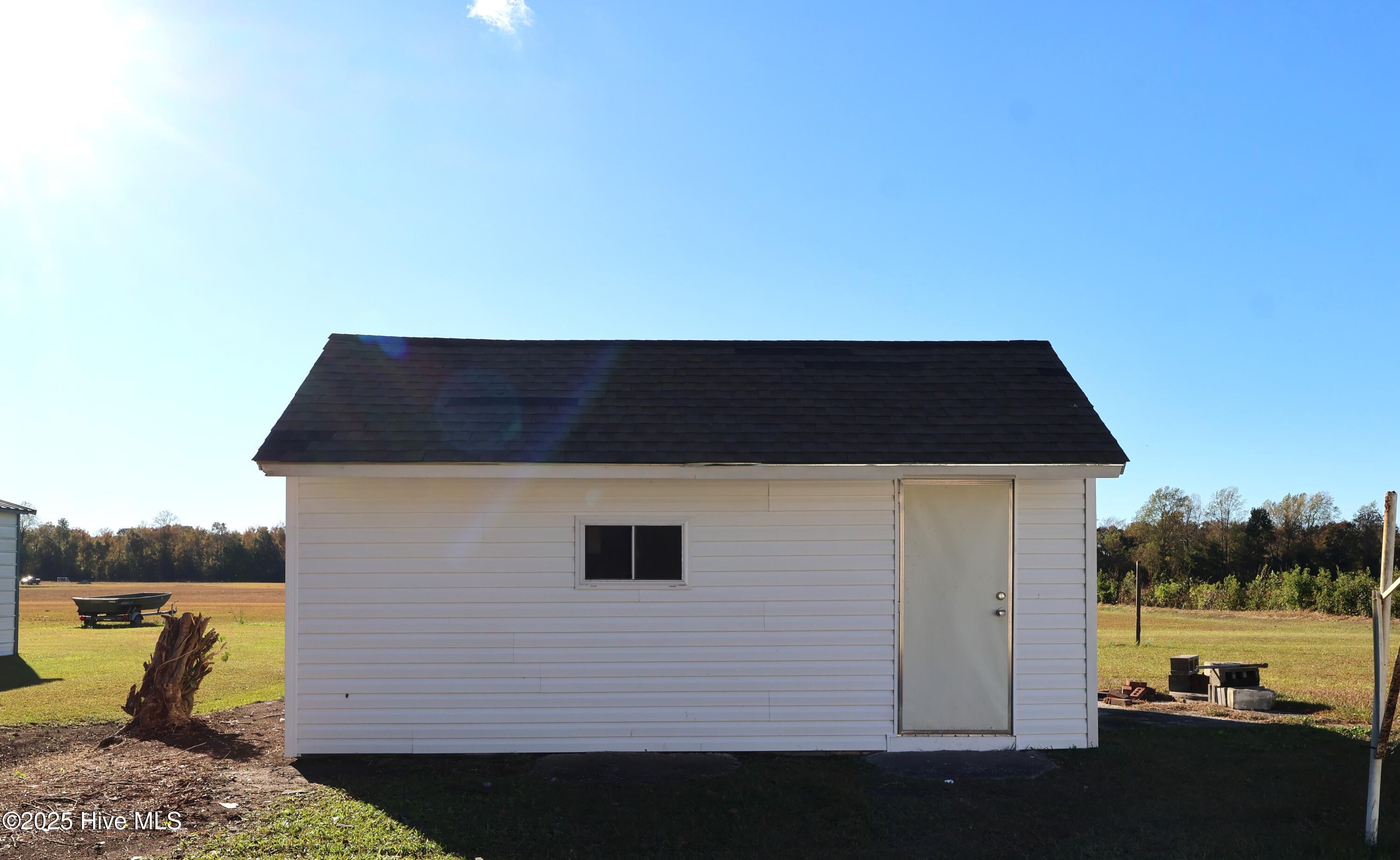 100554143 | Photo 21