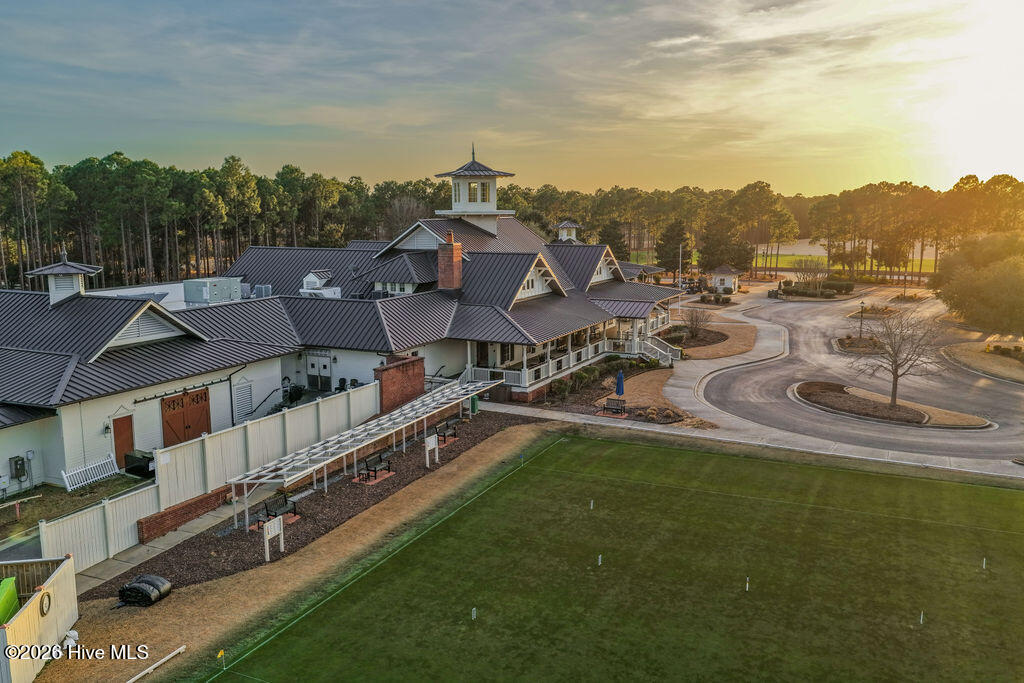 100561843 | Photo 48