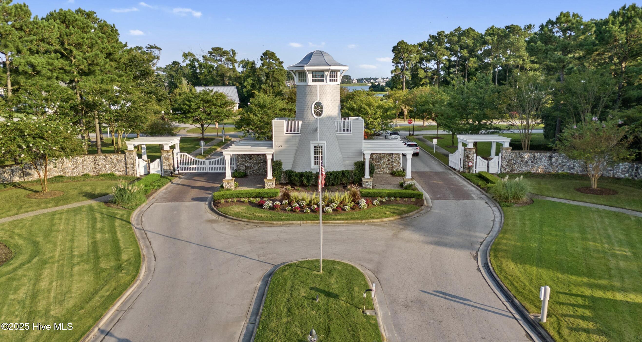 100518744 | Photo 48