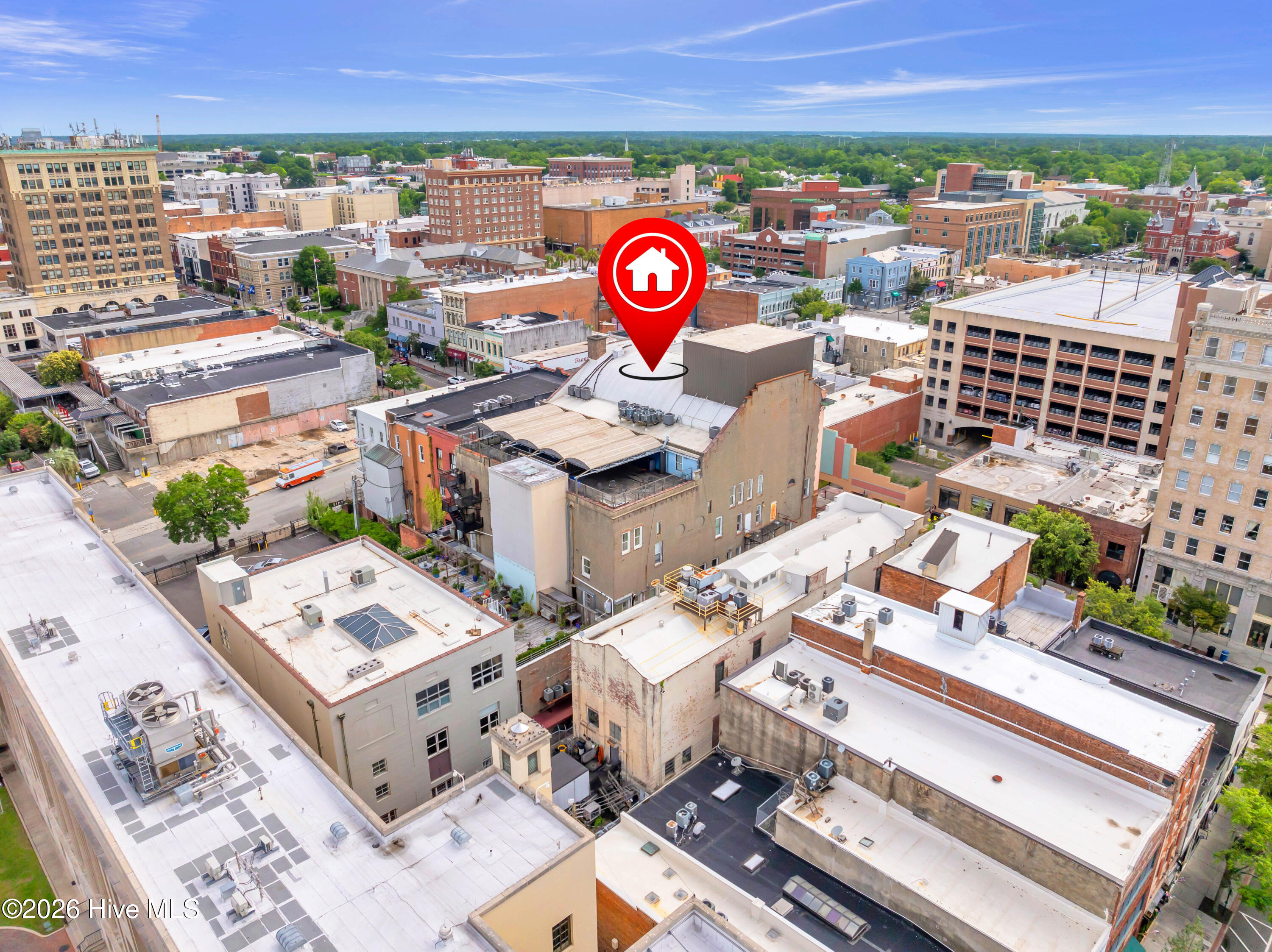 100555401 | Photo 25