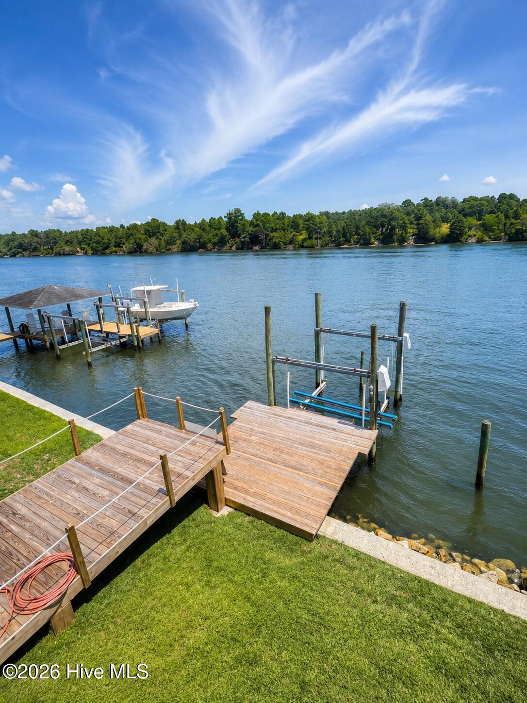 888 Sea Gate Drive,Newport