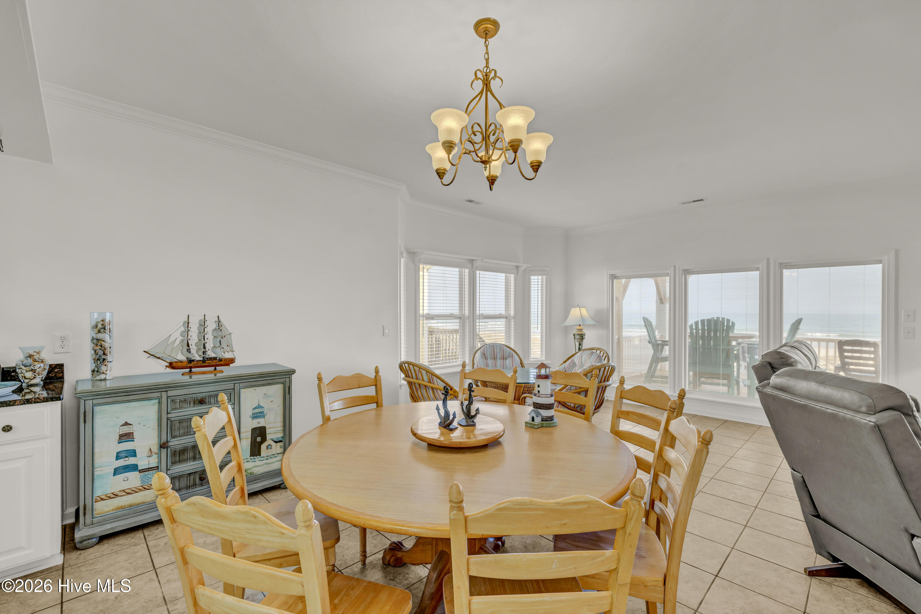 100558701 | Photo 20