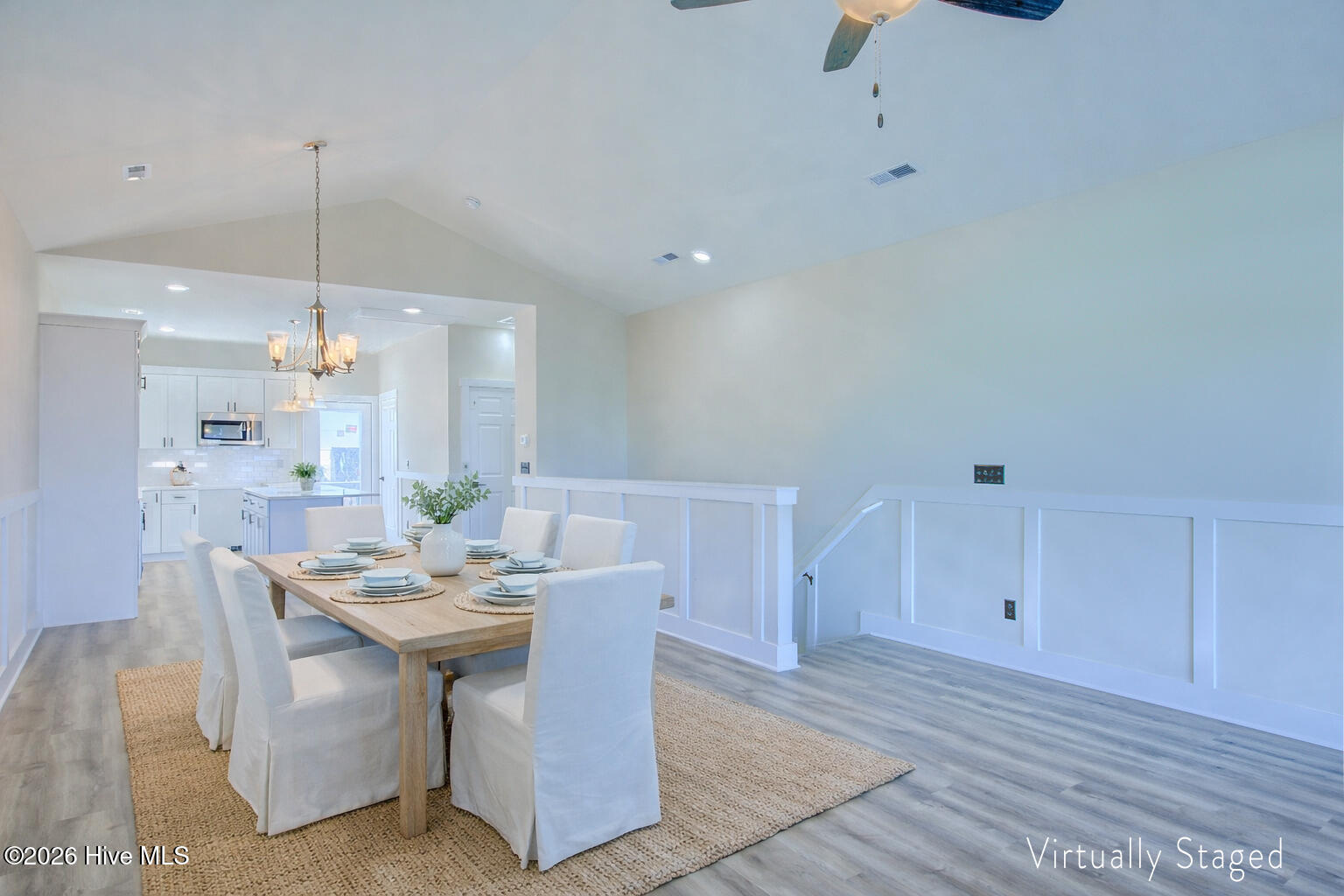 100552257 | Photo 39