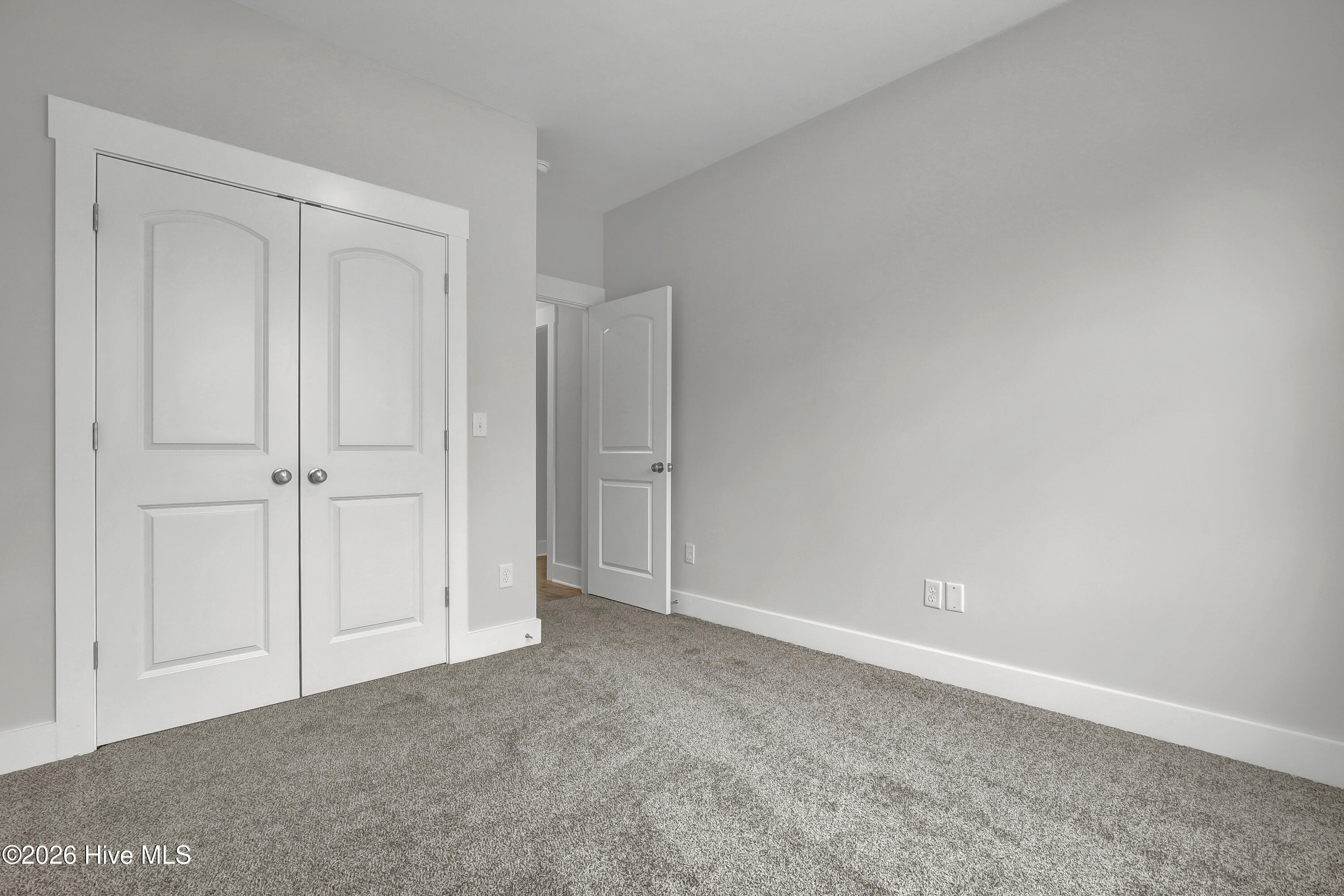 100534930 | Photo 20