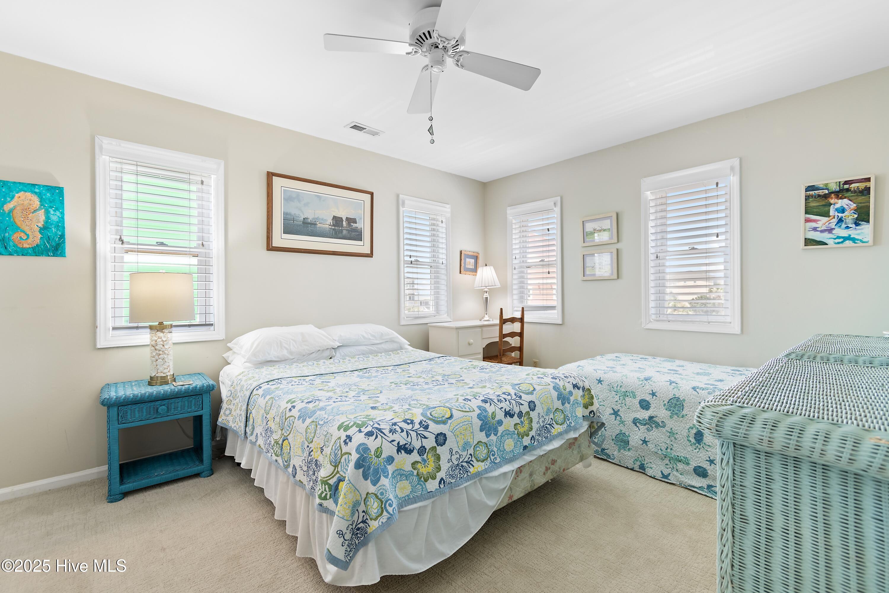 100520391 | Photo 20