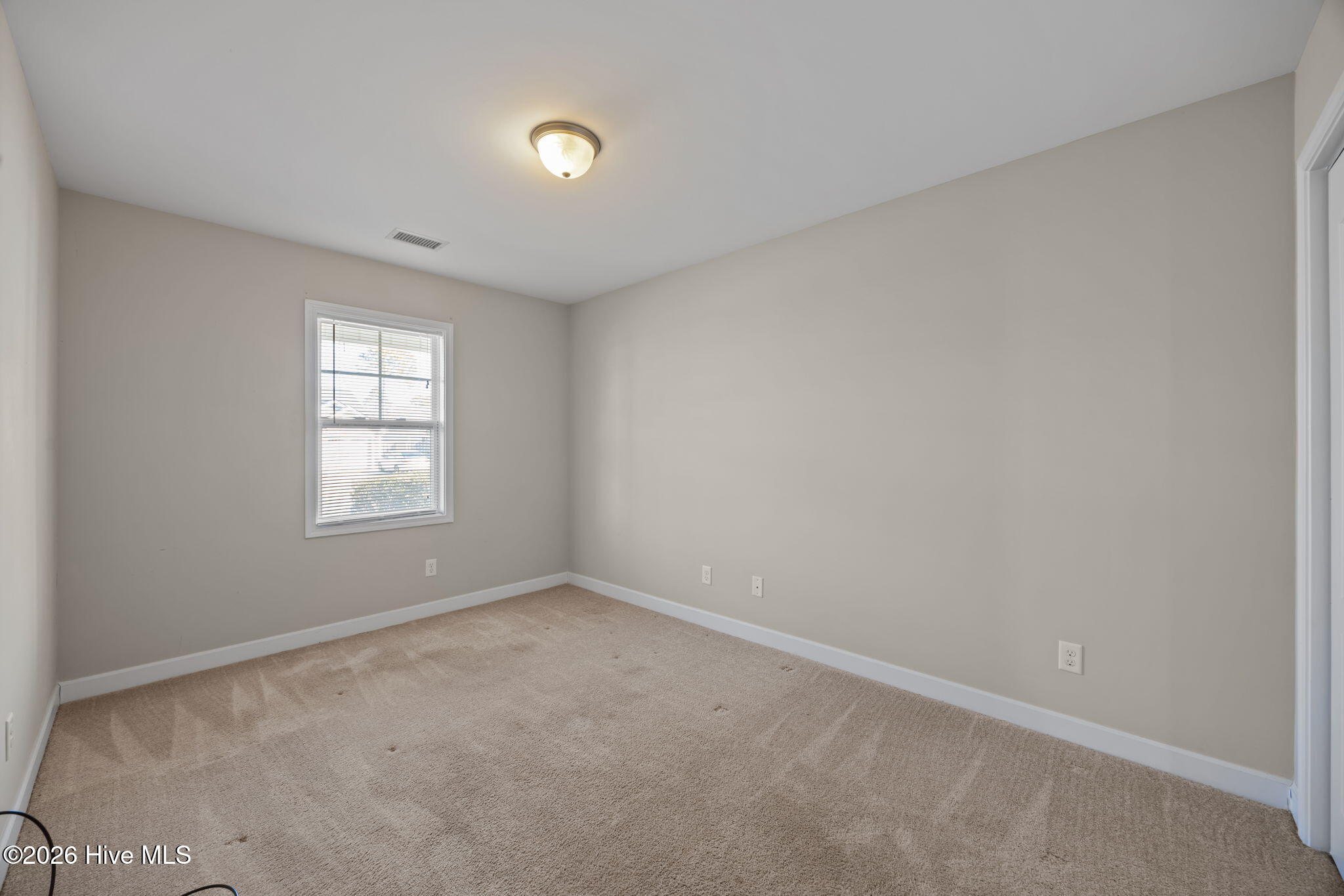 100554294 | Photo 17