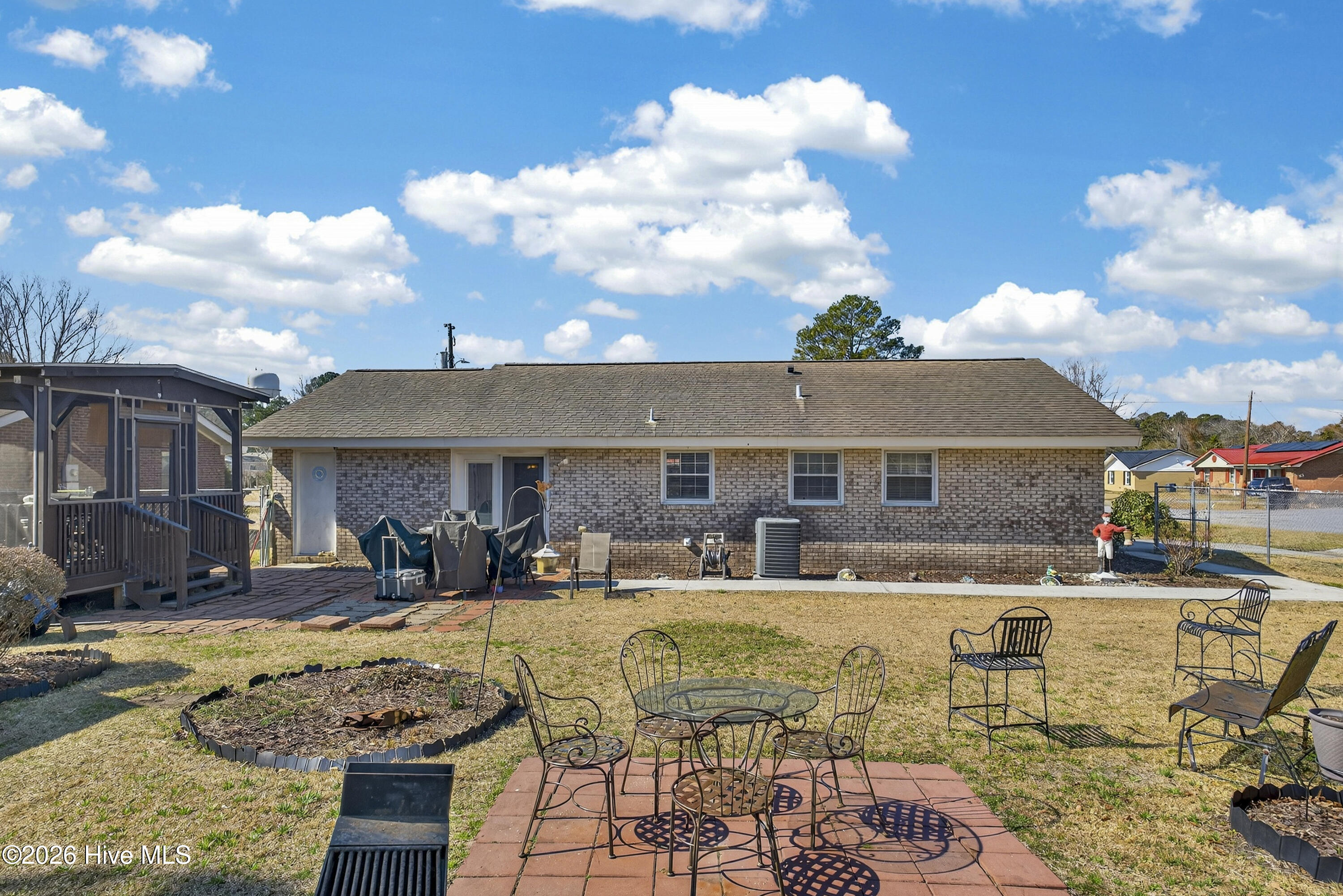 100554150 | Photo 28