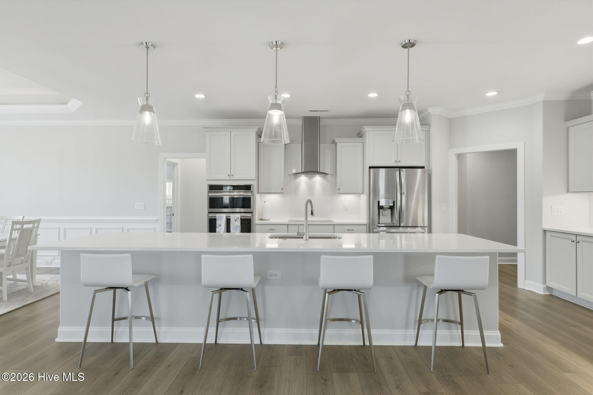 100564849 | Photo 22