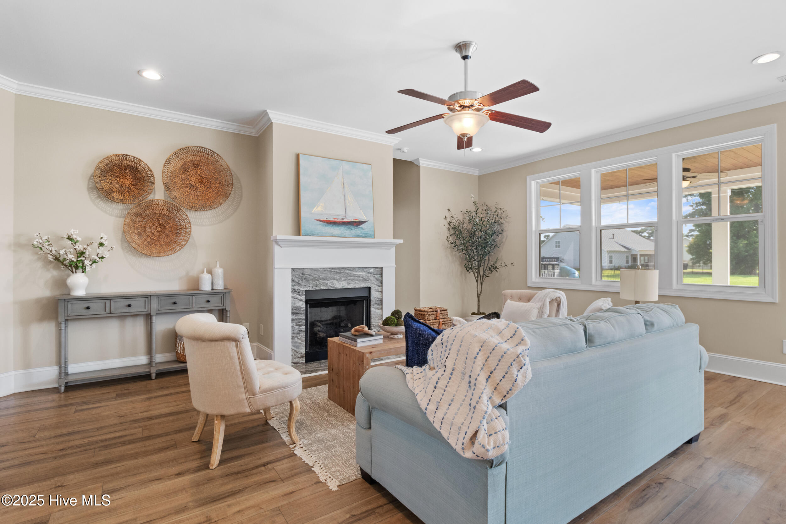 100528109 | Photo 12