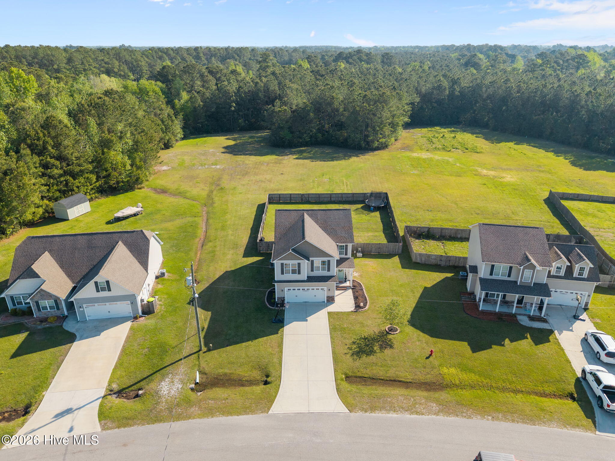 100566701 | Photo 50