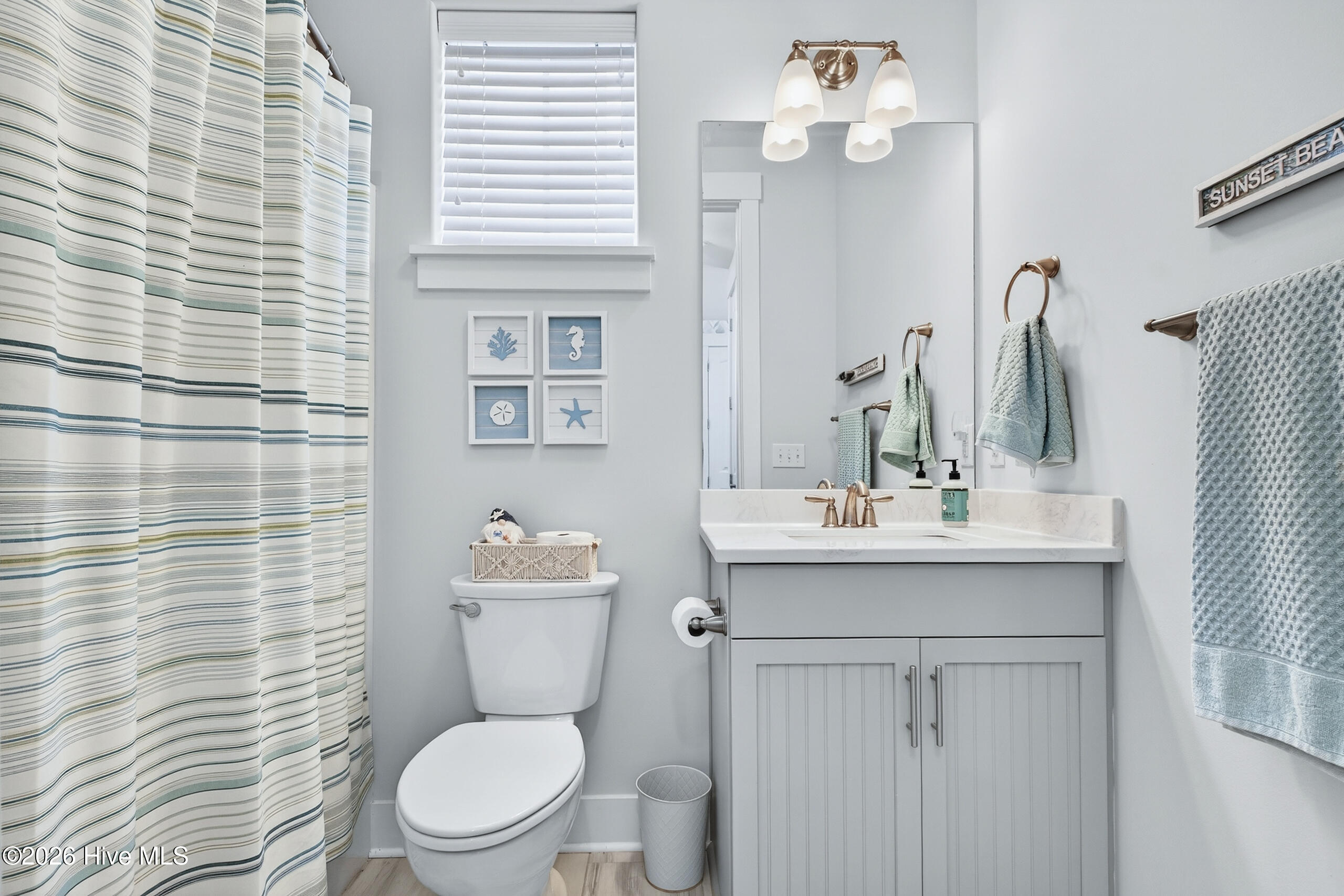 100559730 | Photo 41