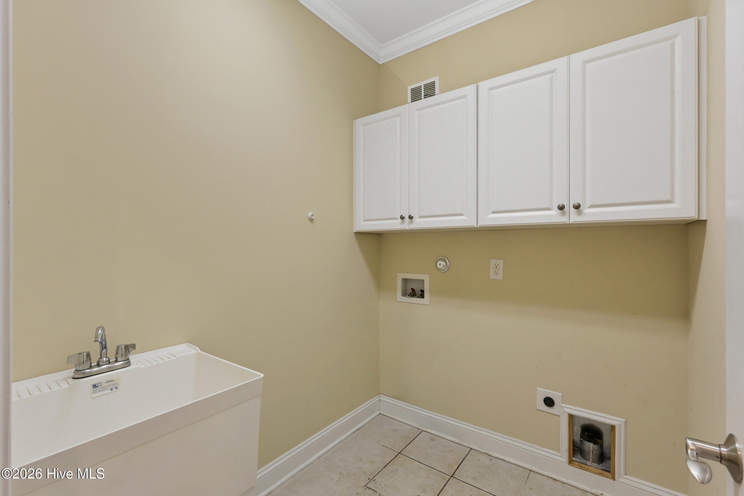 100567096 | Photo 57