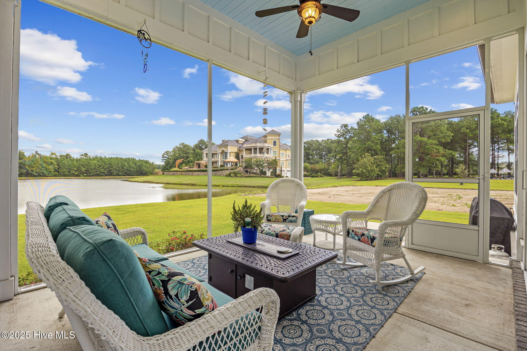 100523904 | Photo 39