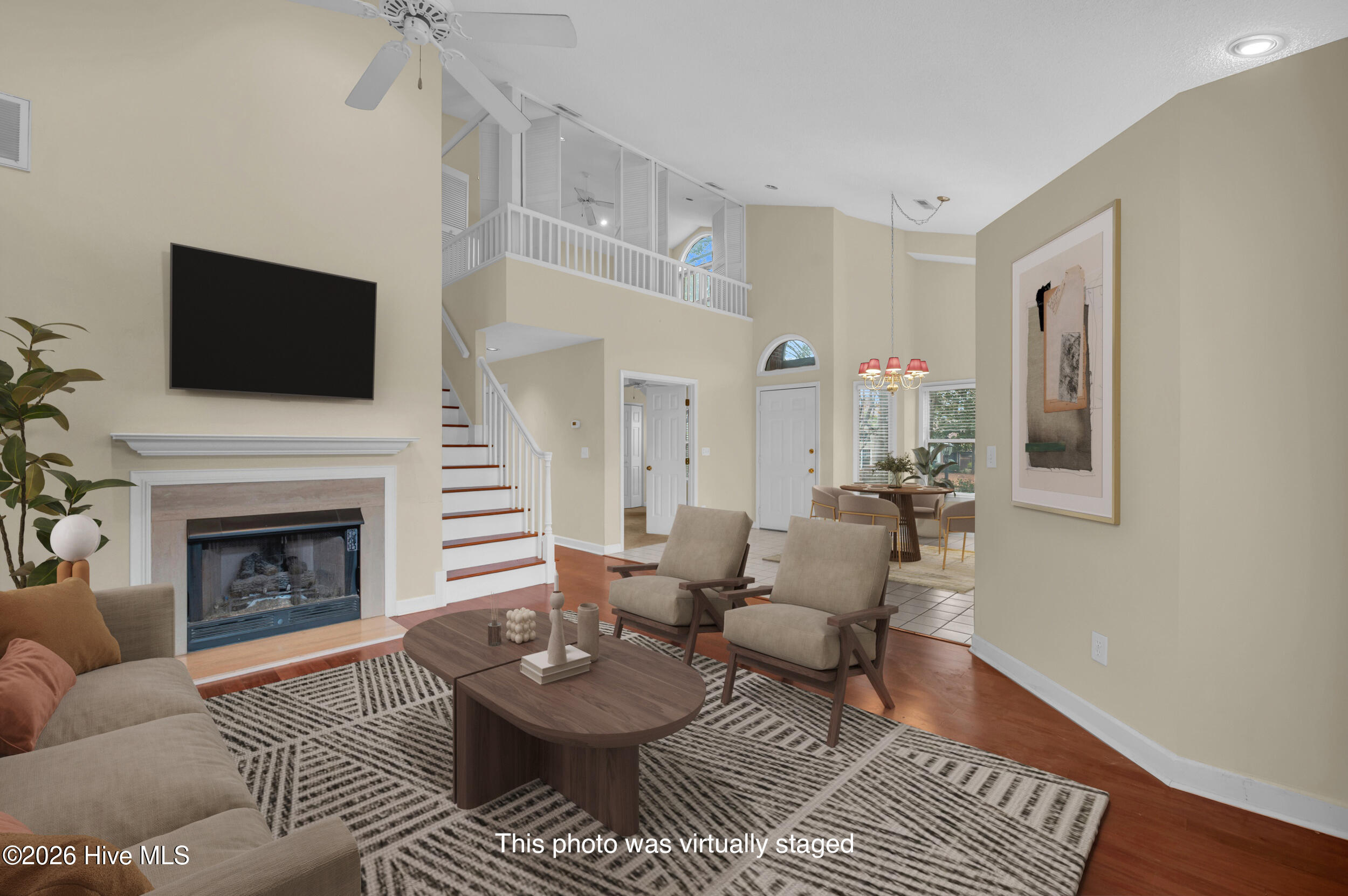 100546535 | Photo 14