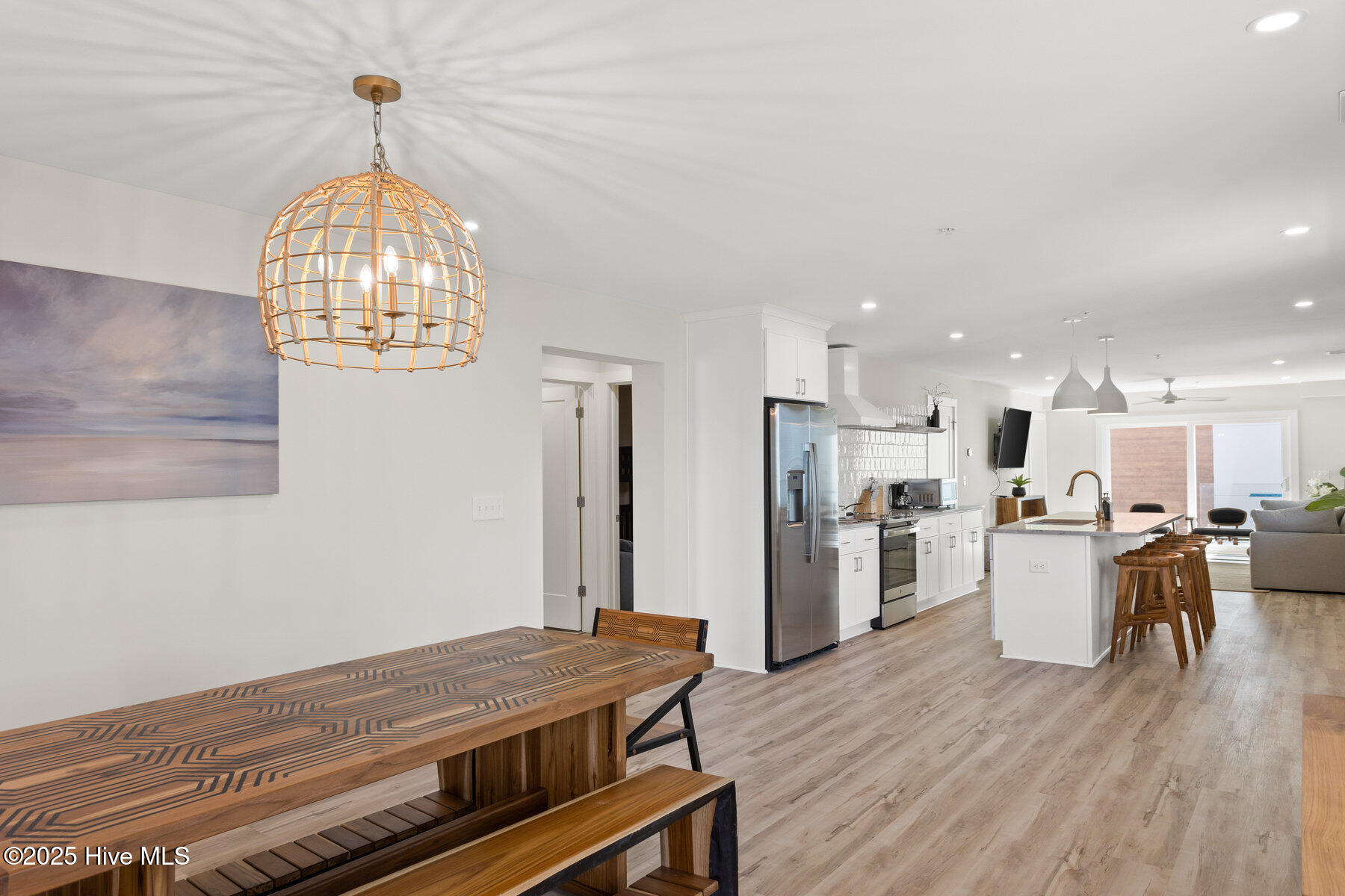 100523213 | Photo 15