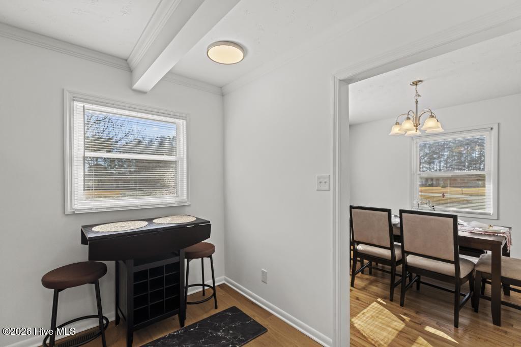 100553306 | Photo 12