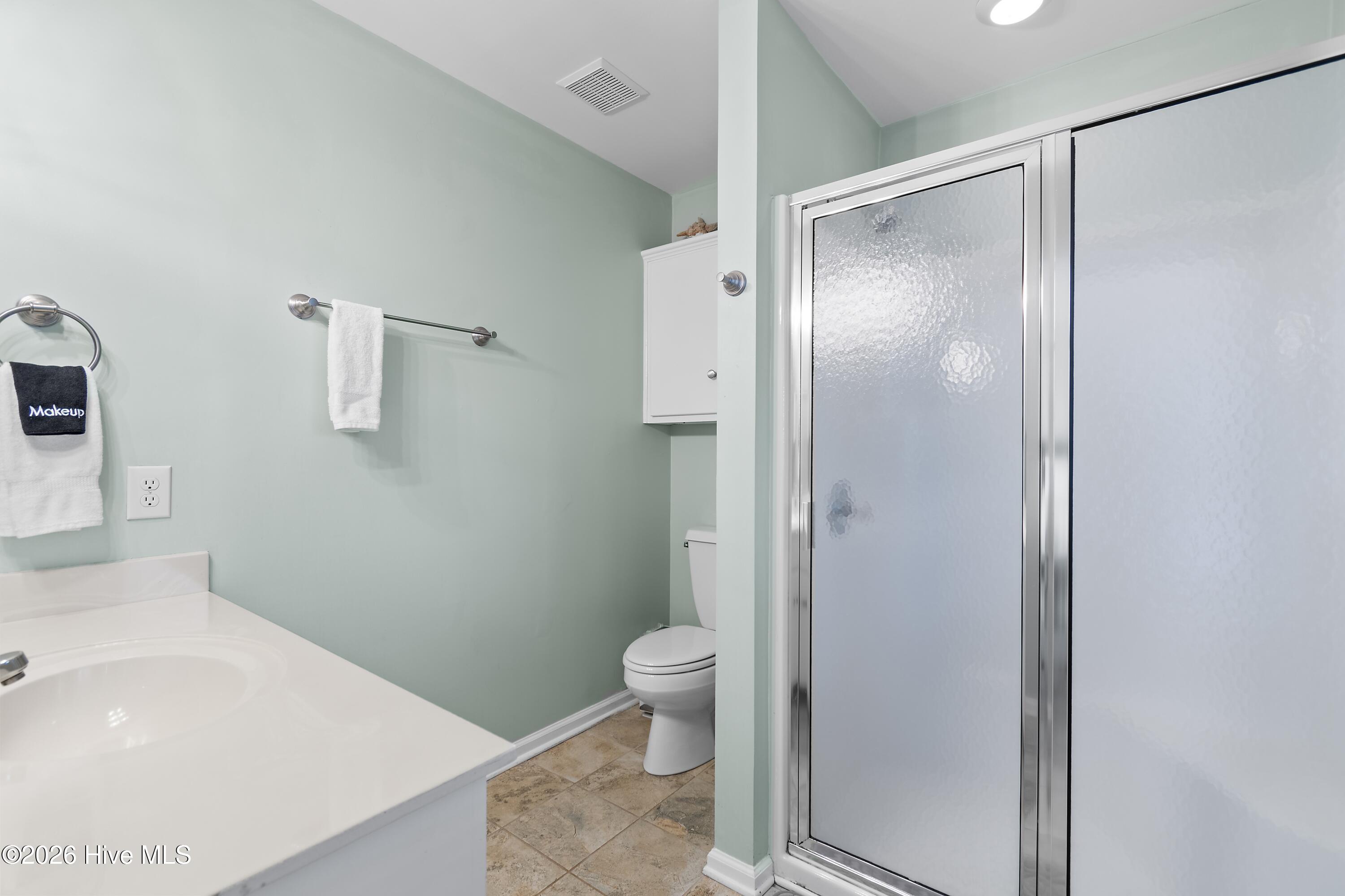 100550931 | Photo 35