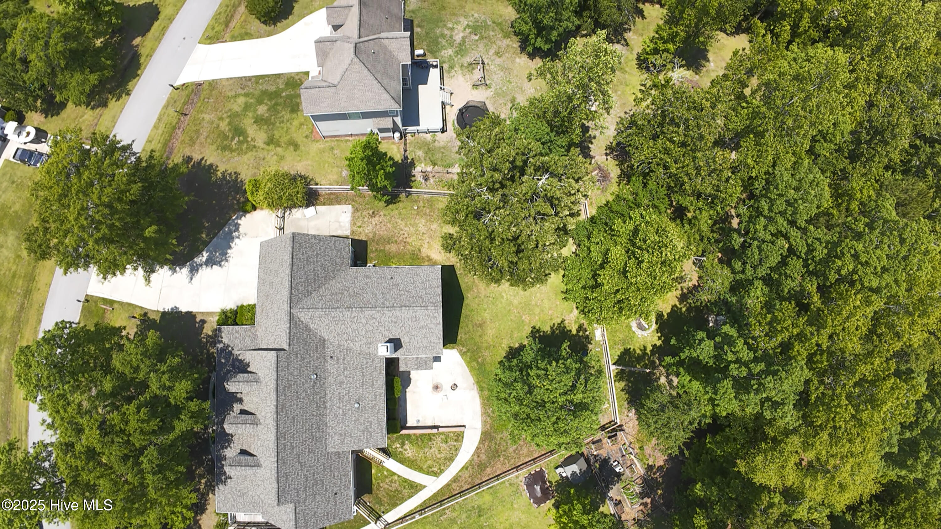 100523766 | Photo 92