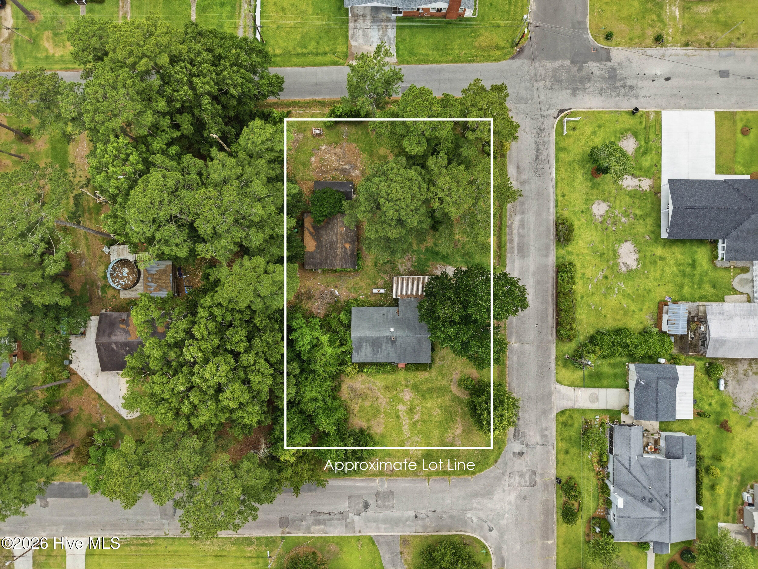 343 W Stevens Street, Wallace, NC 28466 – photo 7: 7_lot line