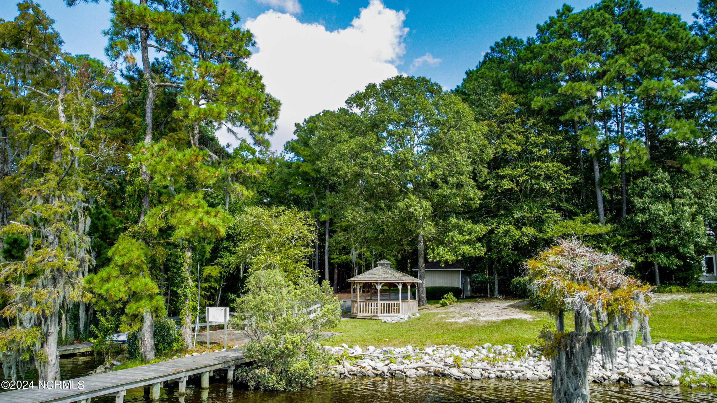 43d Eagles Nest Court, Hertford, NC, 27944